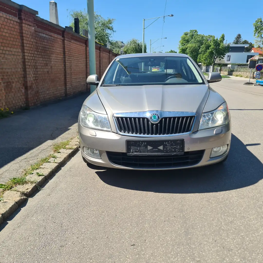 Skoda Octavia 1,6 Elegance TDI CR DPF - 2