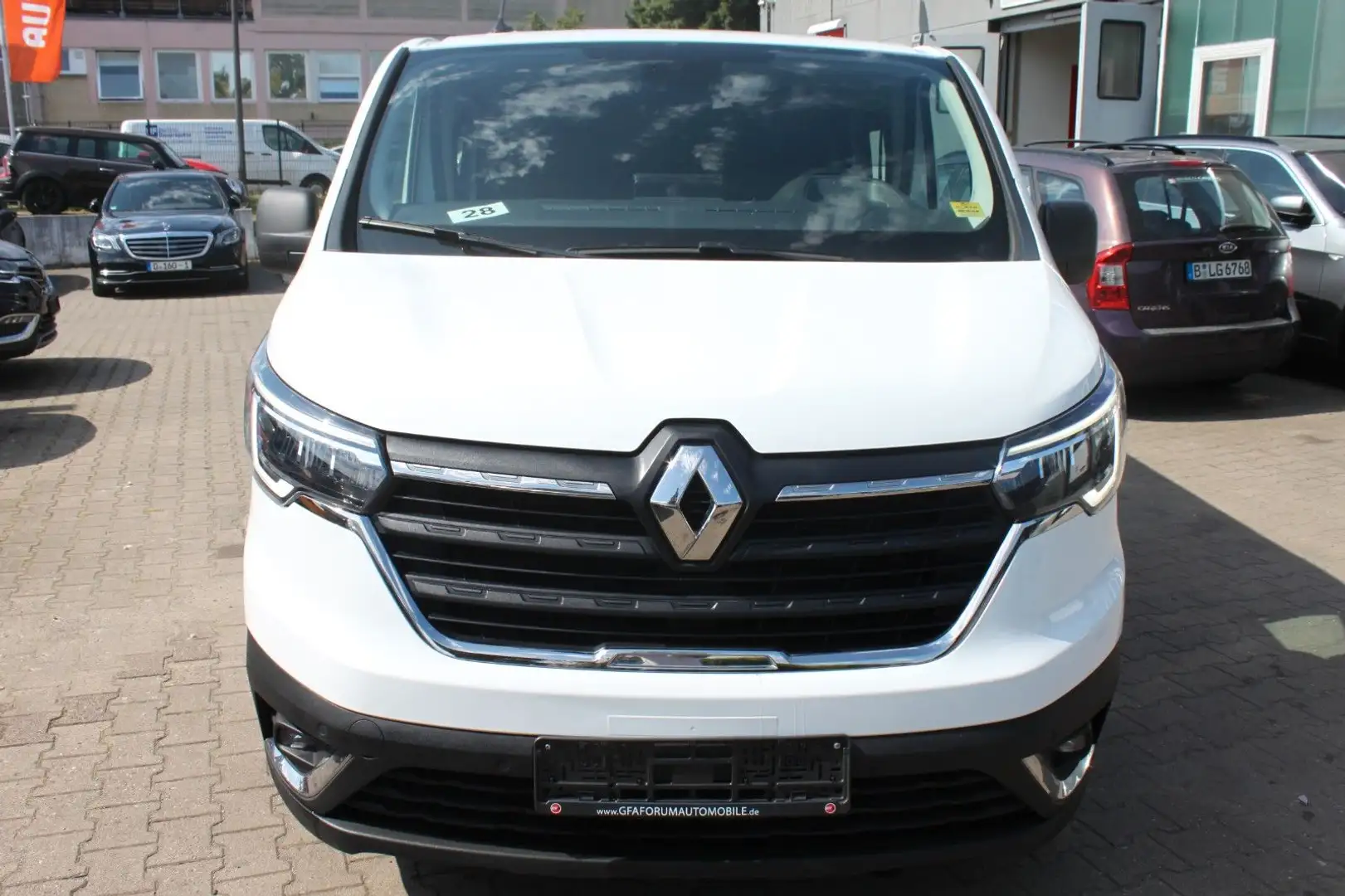 Renault Trafic Kasten L2H1 Doka 3,0t Komfort 6SITZE Weiß - 2