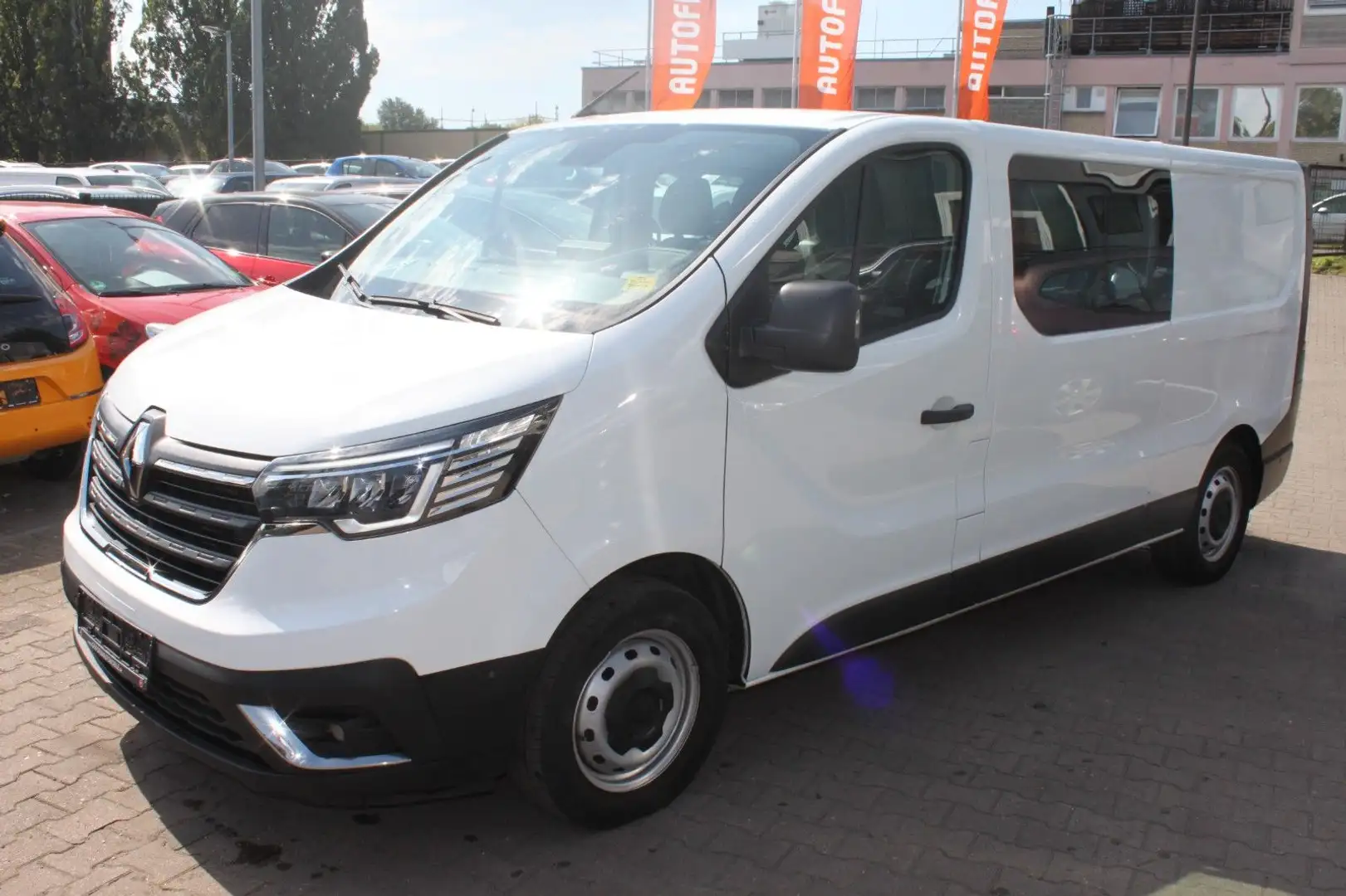 Renault Trafic Kasten L2H1 Doka 3,0t Komfort 6SITZE Weiß - 1