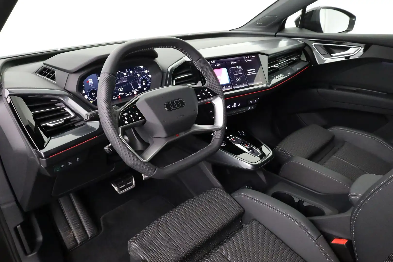 Audi Q4 e-tron S edition 45 82 kWh 210 kW / 286 pk Quattro | Assi Zwart - 2