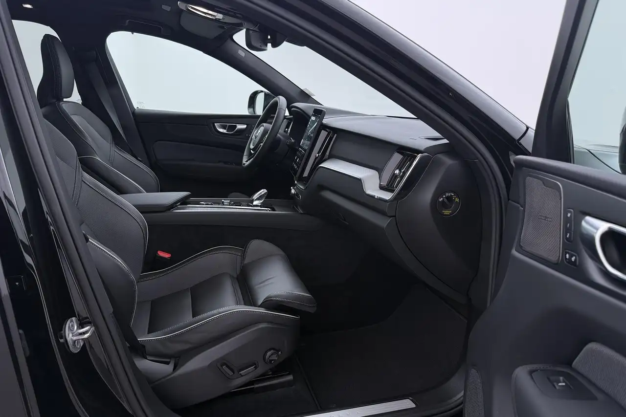 Volvo XC60 2026