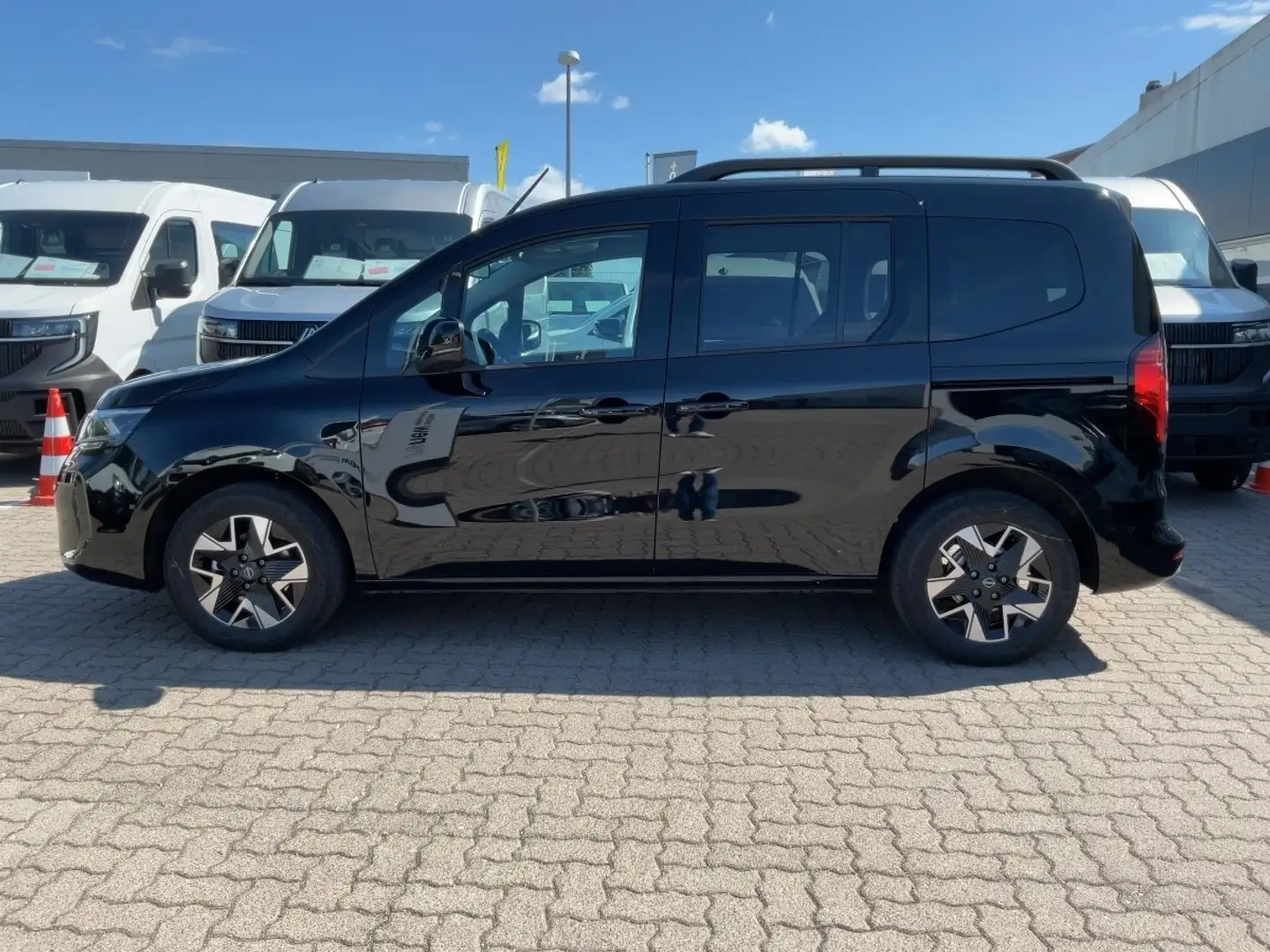Nissan Townstar Kombi L1 N-Connecta DIG-T 130 Noir - 2