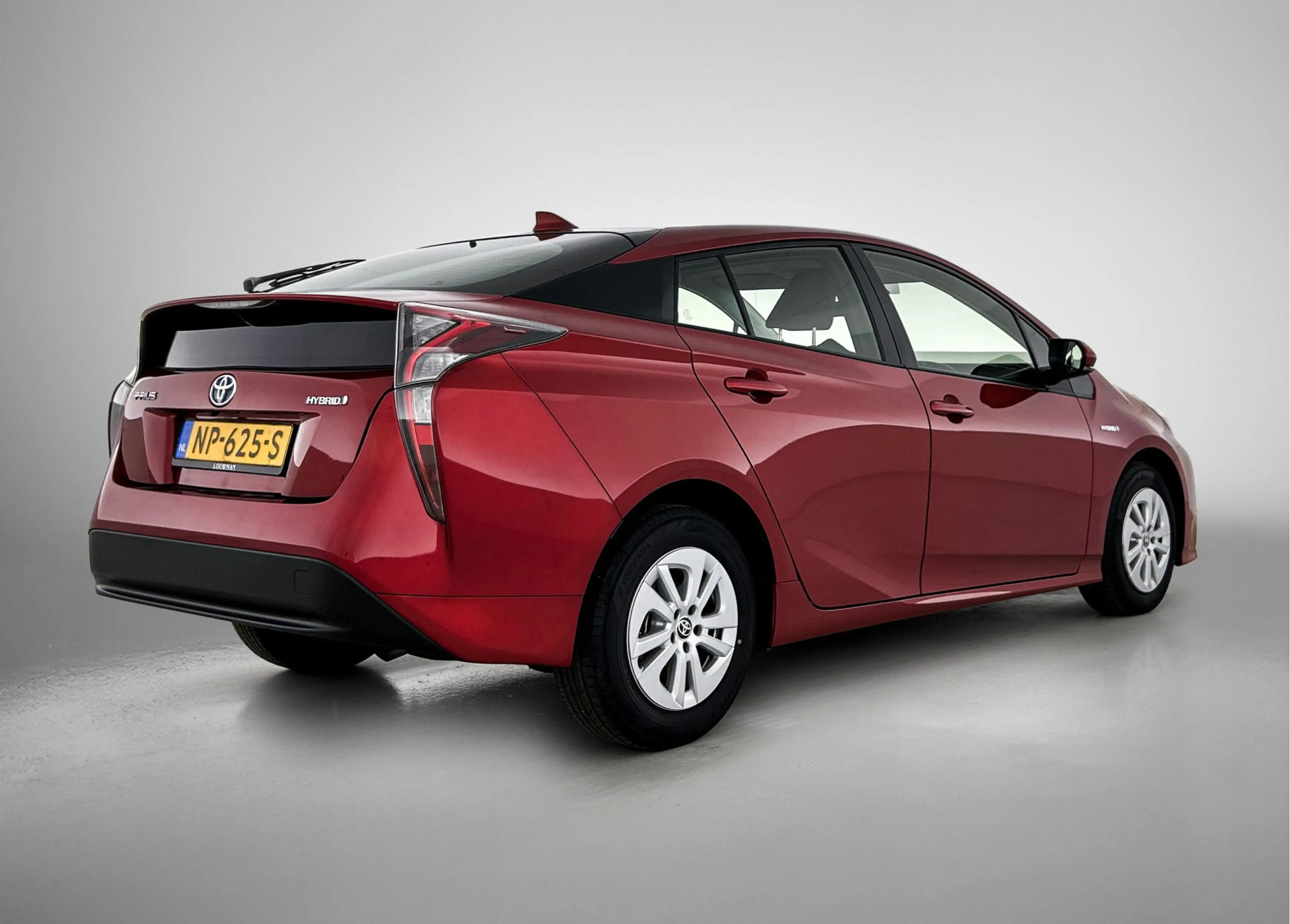 Toyota Prius 1.8 Aspiration — photo 2
