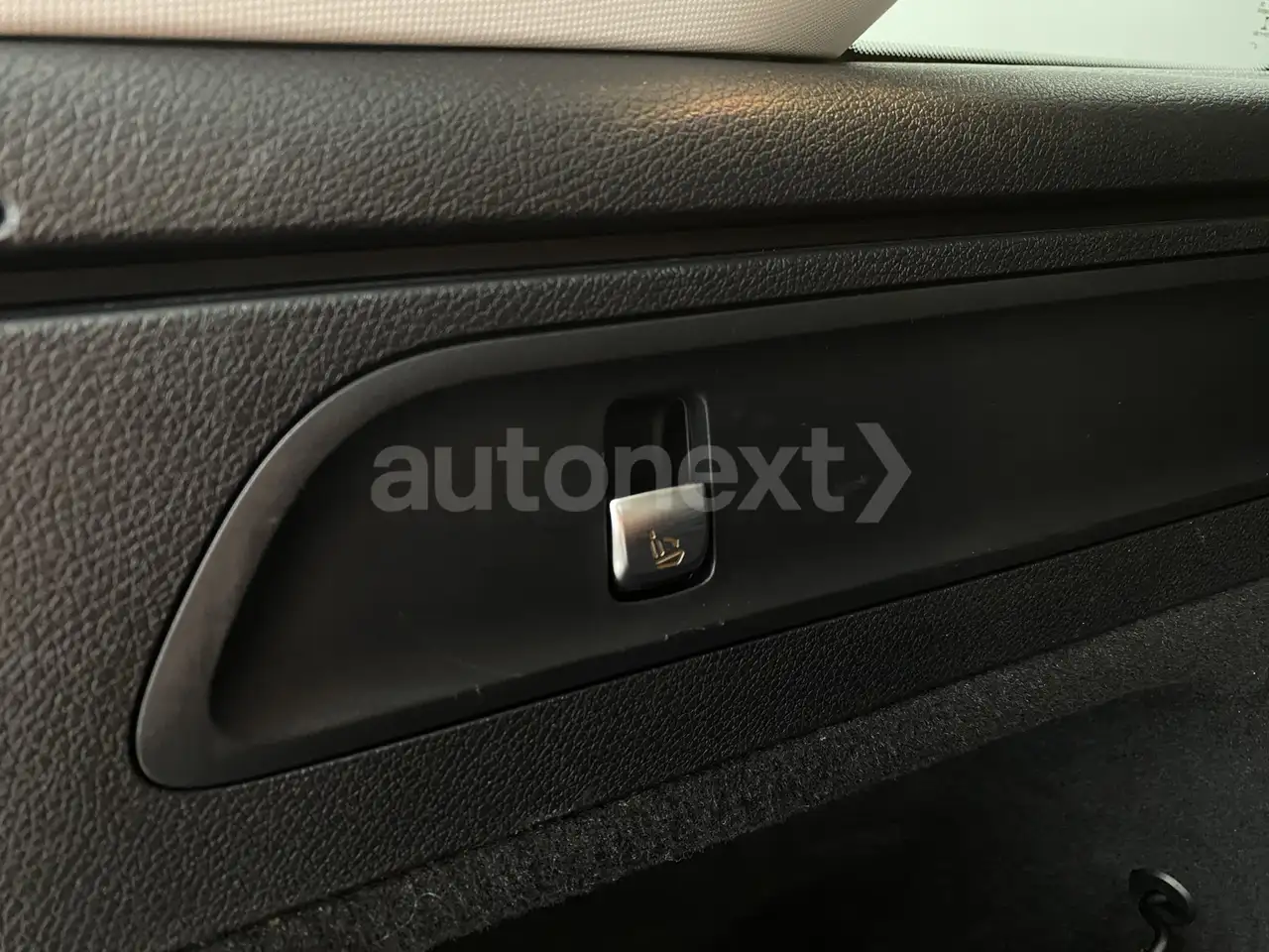 Mercedes-Benz GLC e 4Matic *Pano+Multibeam* Distronic+360° (2007), миниатюра 29