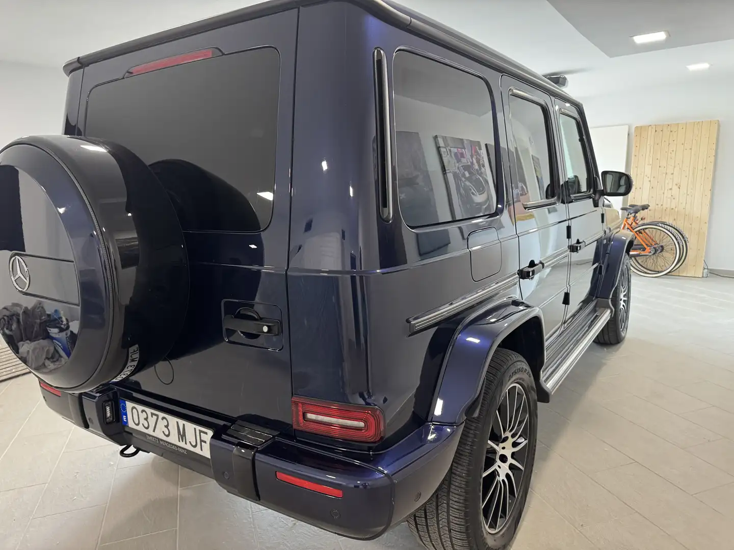 Mercedes-Benz G 500 9G-TRONIC AMG Line Albastru - 2