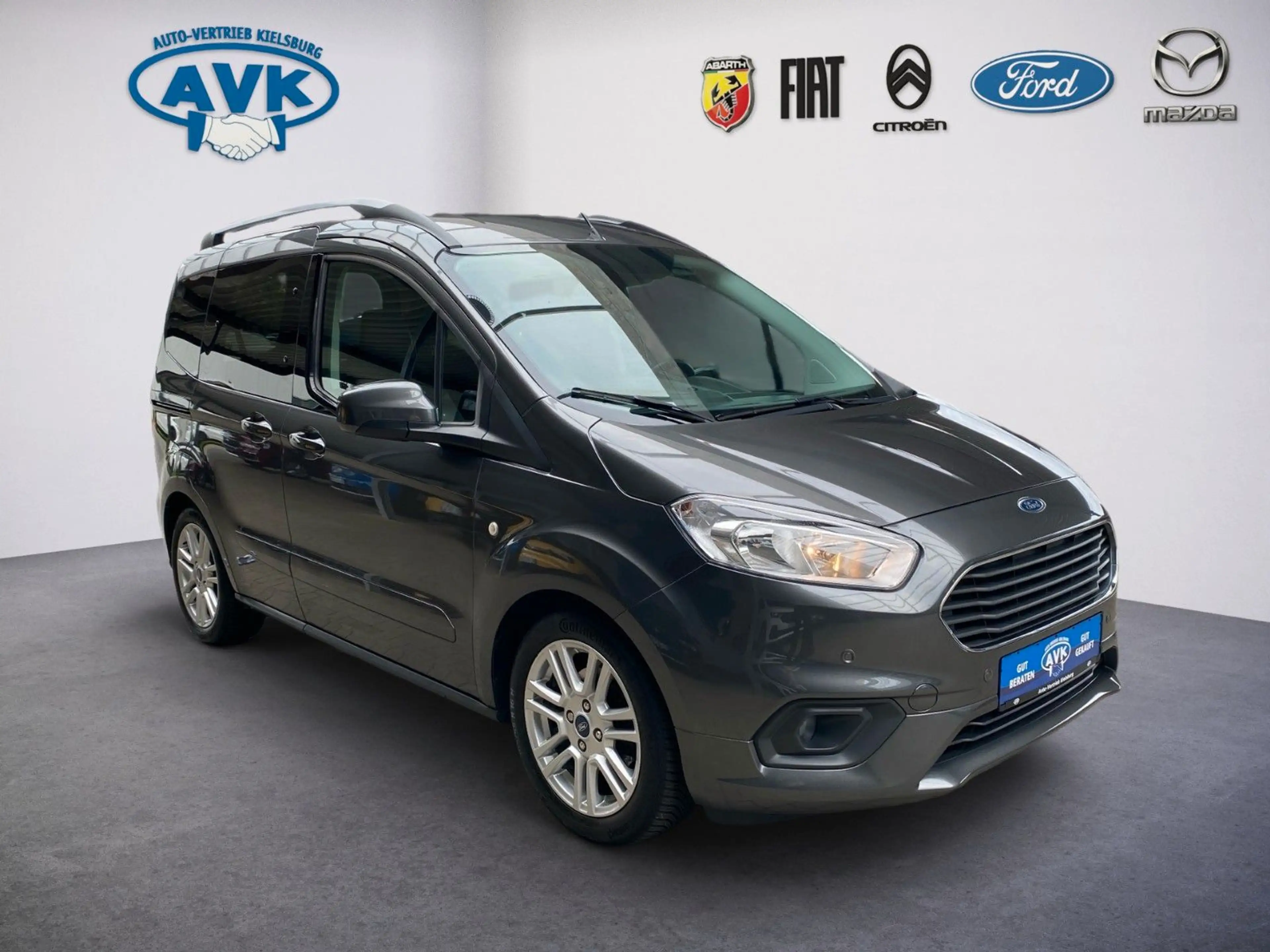 Ford Tourneo Courier Titanium, Kamera, GJR