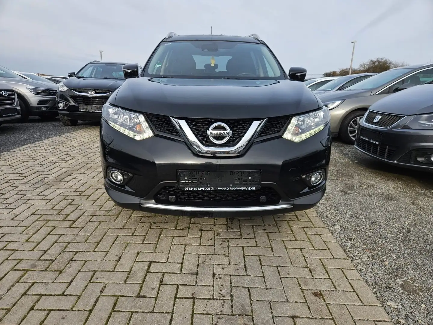 Nissan X-Trail N-Vision Schwarz - 2