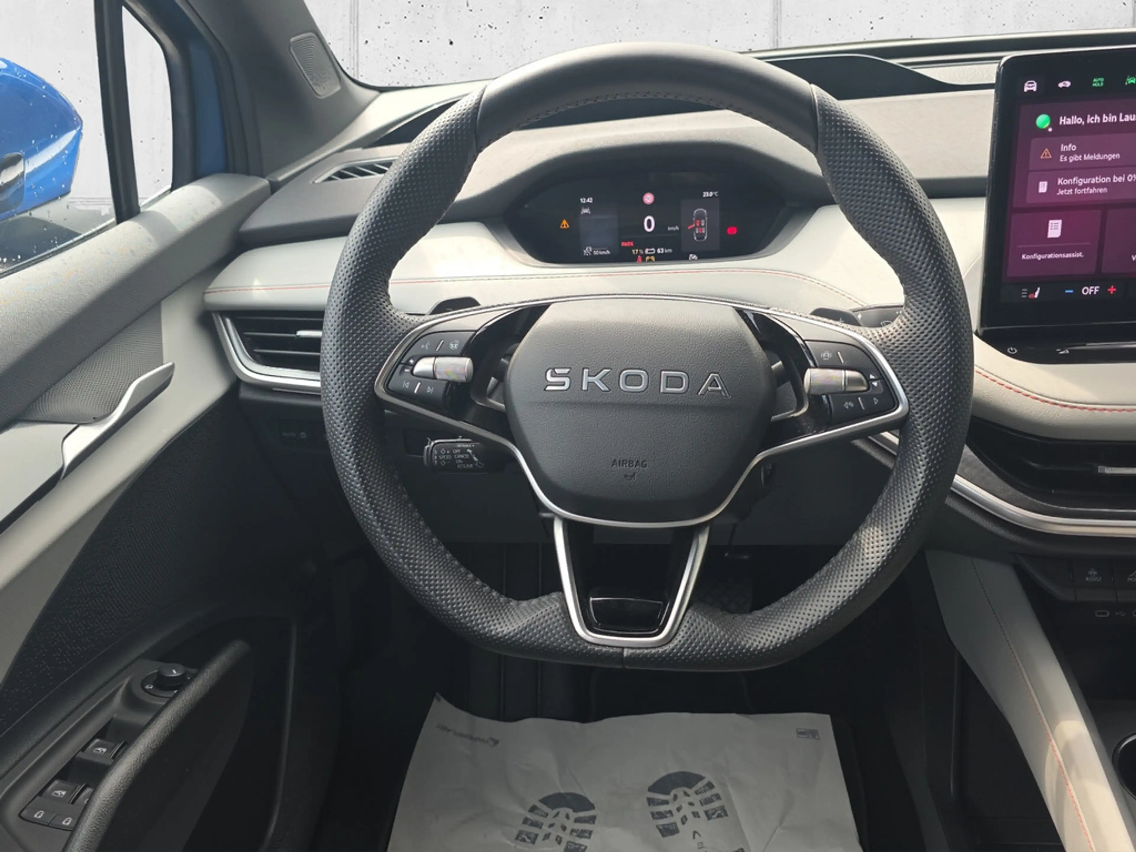 Skoda Elroq 85 Lodge SHZ ACC HUD LED NAVI AHK 360° — photo 15