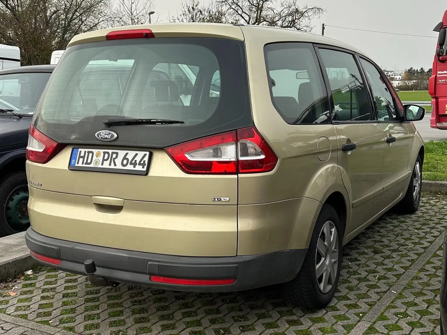 Ford Galaxy Ambiente Beige - 2