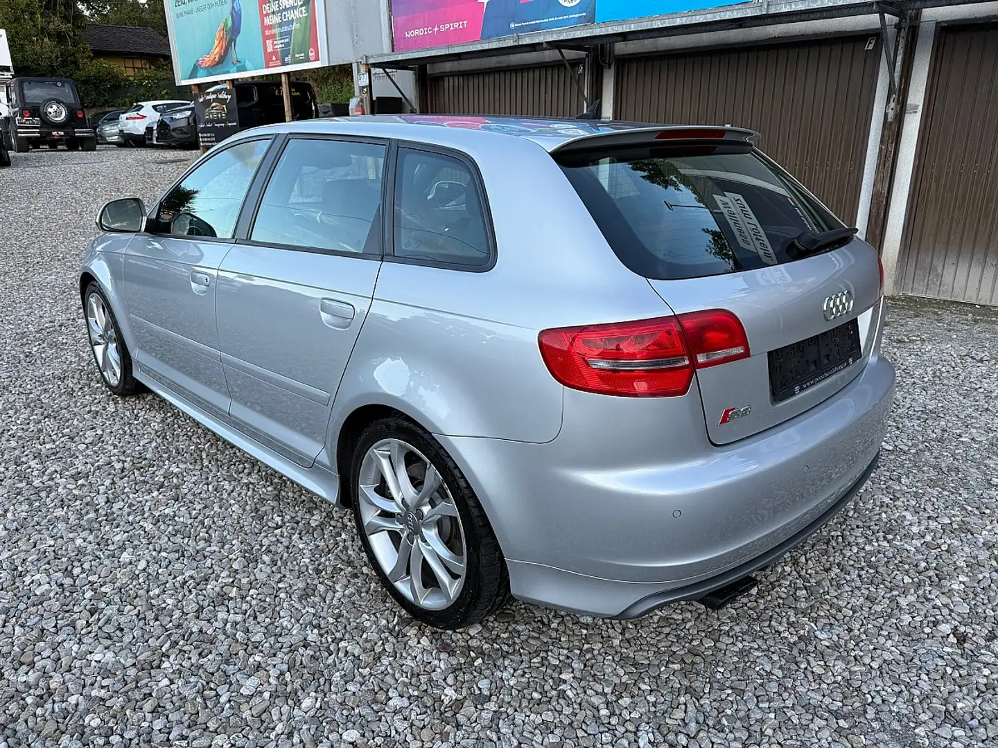 Audi A3 S3 SB 2,0 TFSI quattro S-tronic Silber - 2