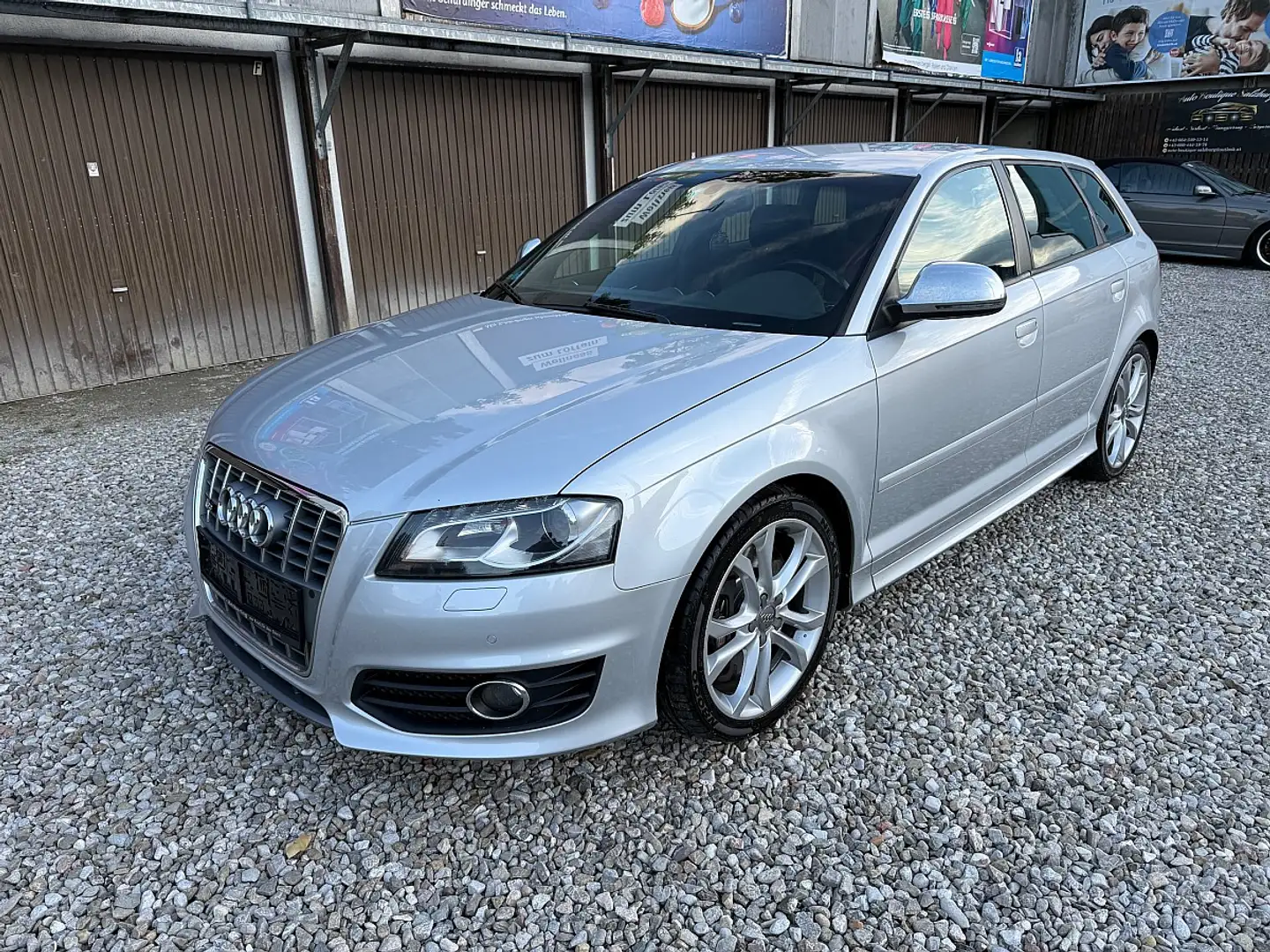 Audi A3 S3 SB 2,0 TFSI quattro S-tronic Silber - 1