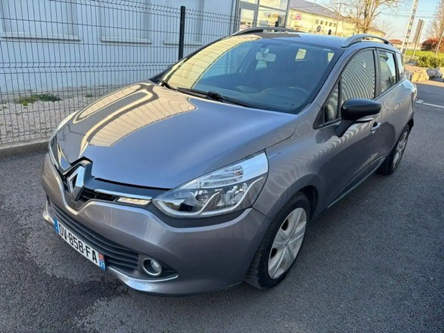 Renault Clio IV ESTATE Estate IV TCe 90 eco2 Zen Gri - 1