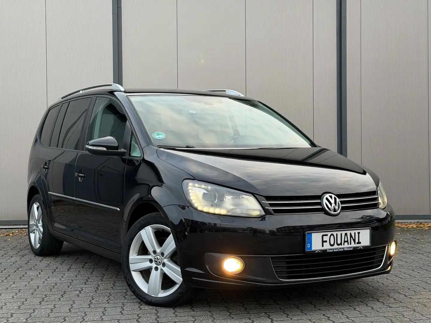 Volkswagen Touran Highline*LED*KLIMA*NAVI*SHZ*GARANTIE Schwarz - 2