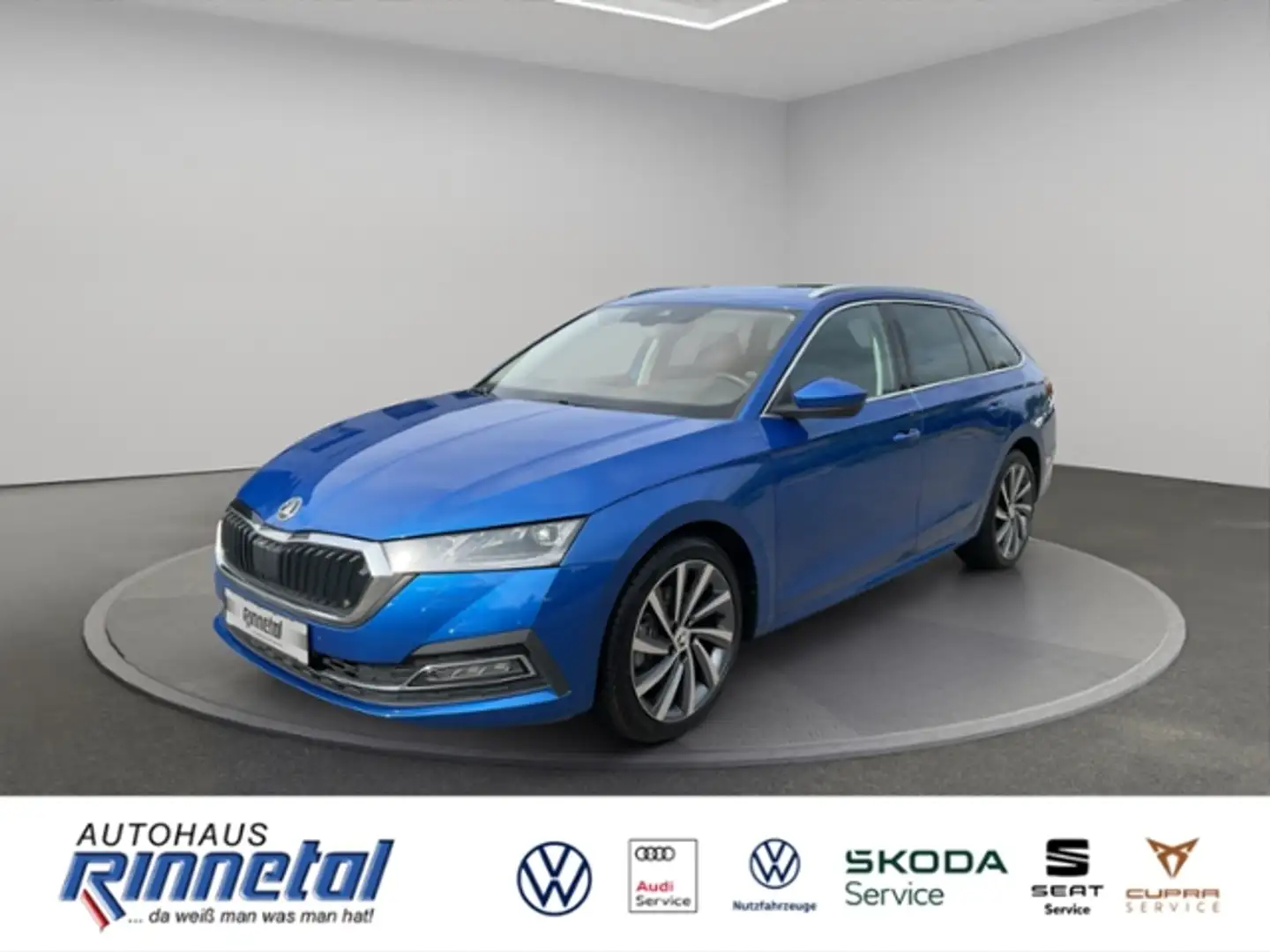 Skoda Octavia Combi 2.0 TDI DSG Style AHK+KAMERA+ACC+MATRIX LED Blau - 1