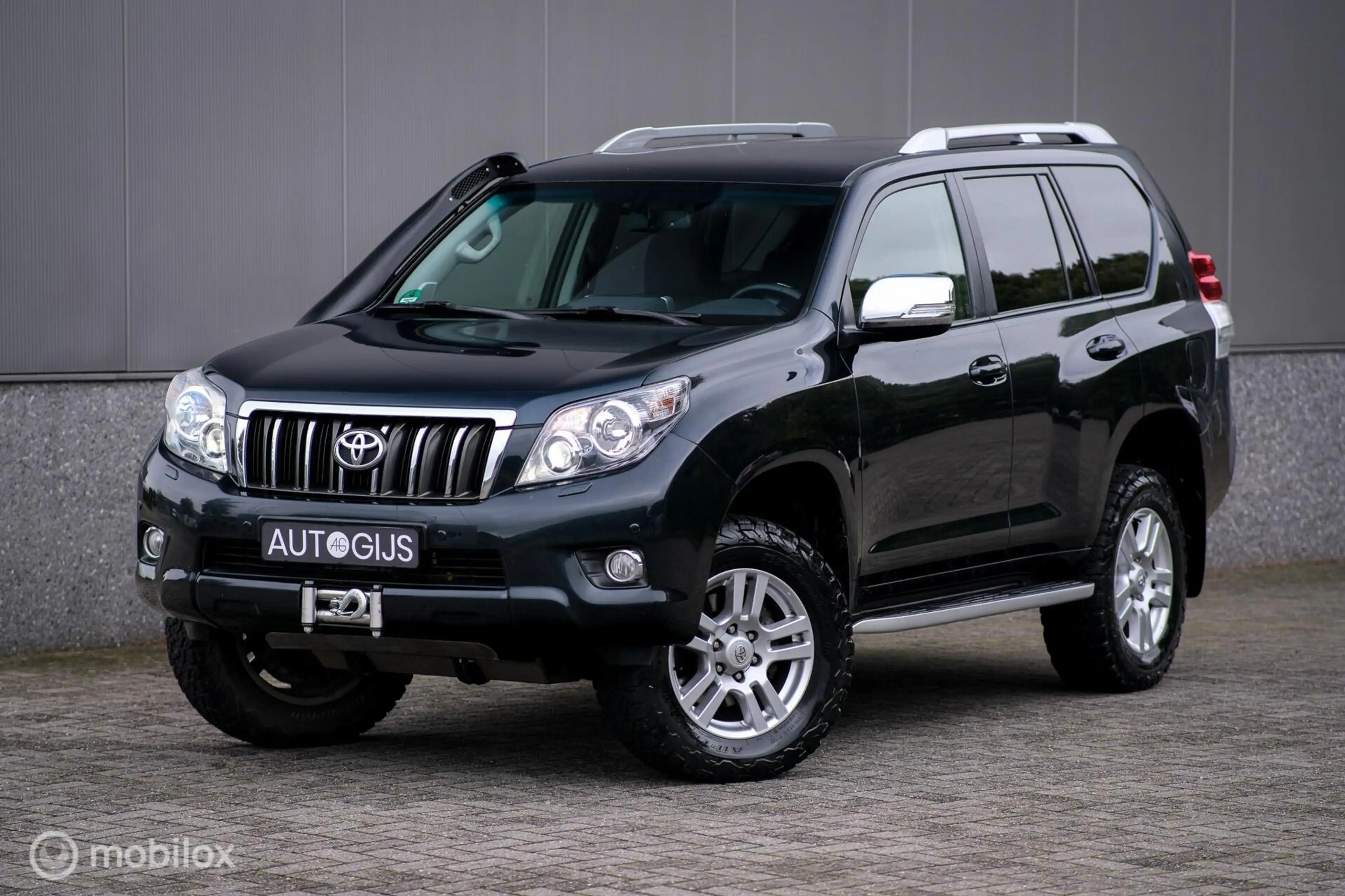 Toyota Land Cruiser LandCruiser 3.0 D-4D-F LX | 5 persoons | Dealer on — photo 41