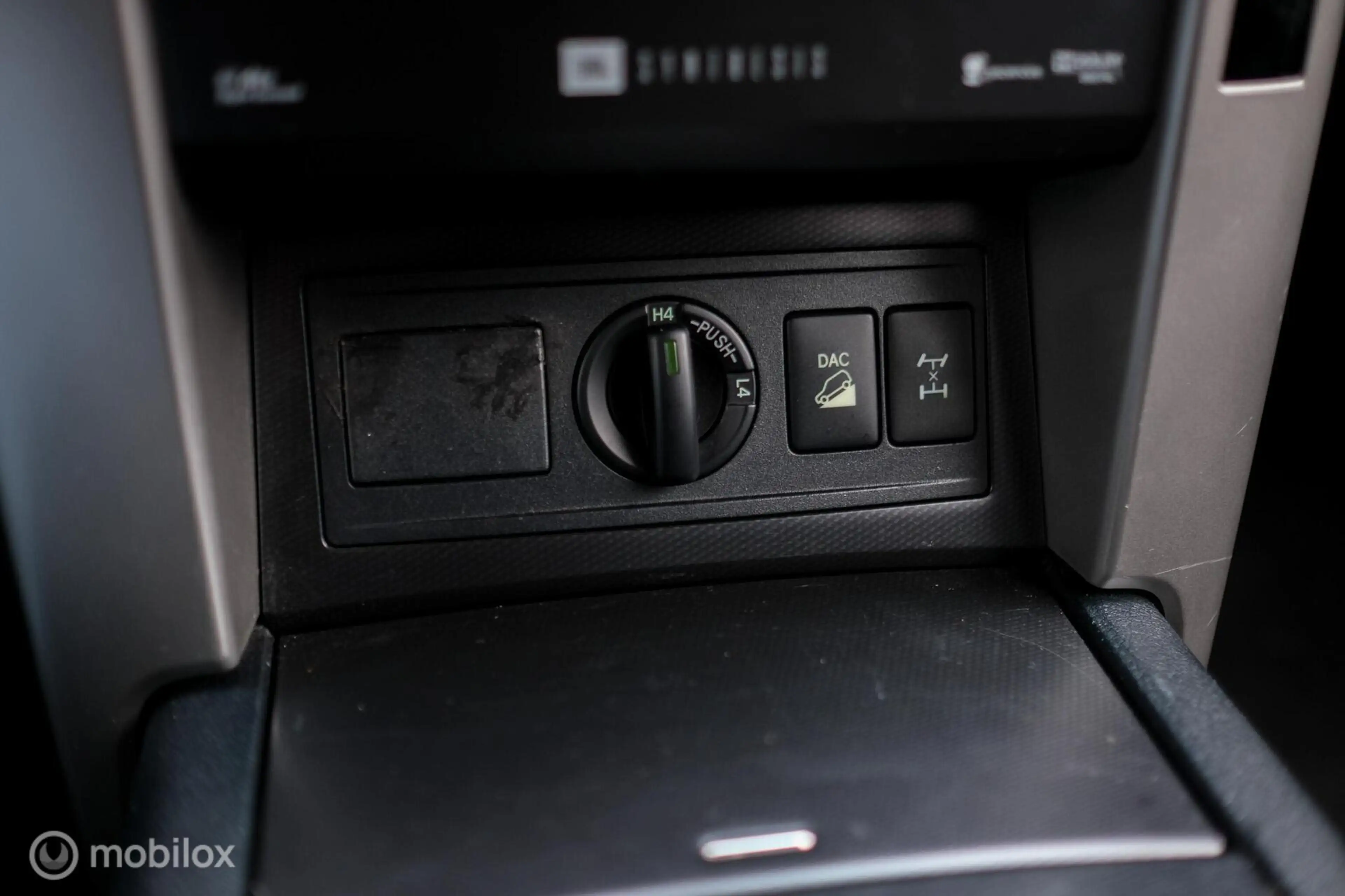Toyota Land Cruiser LandCruiser 3.0 D-4D-F LX | 5 persoons | Dealer on — photo 23
