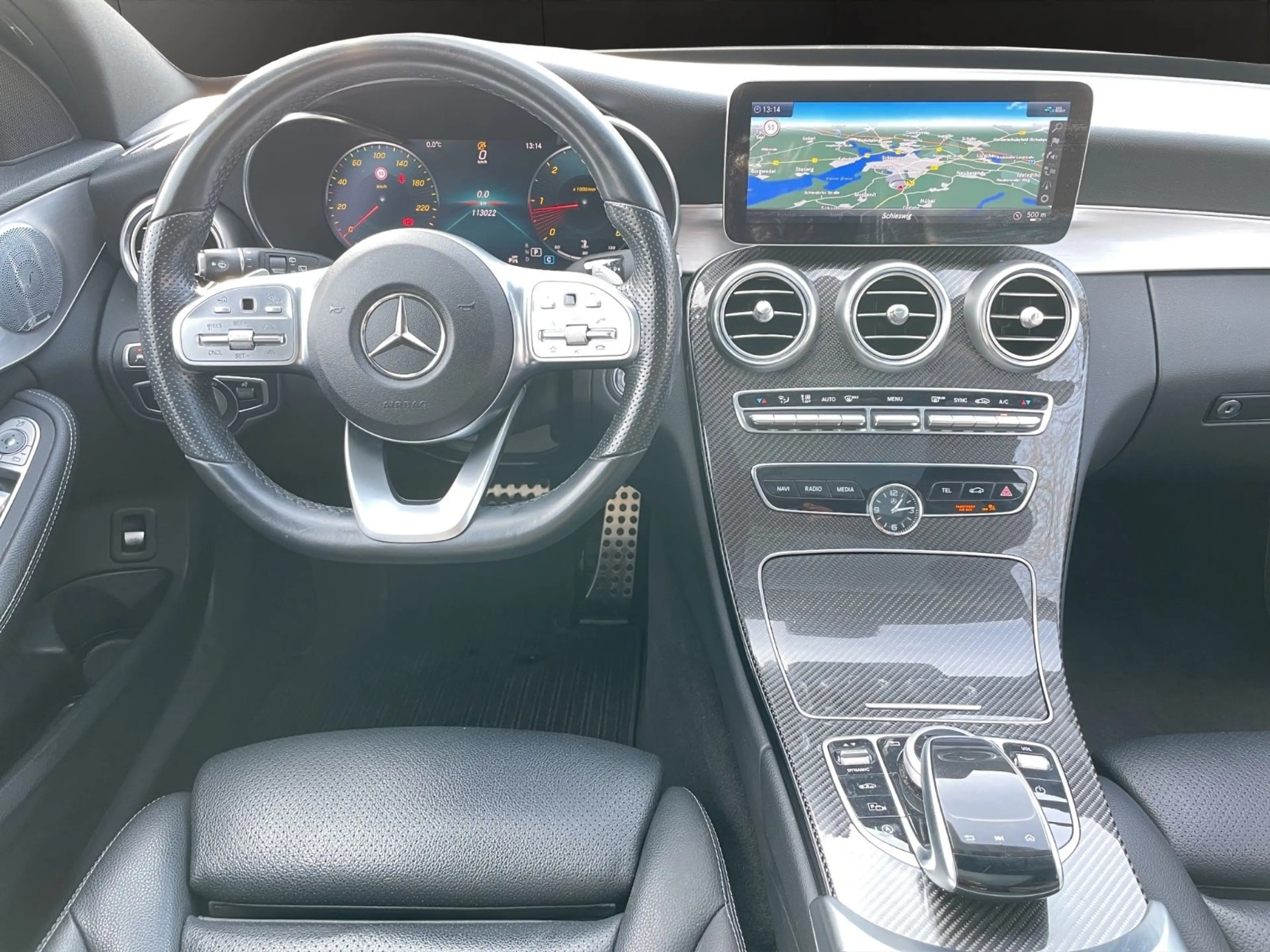 Mercedes-Benz C 300 d 4Matic AMG Pano Burmester Widescreen LED — photo 14