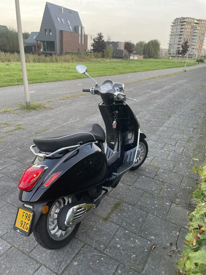 Vespa Sprint 50