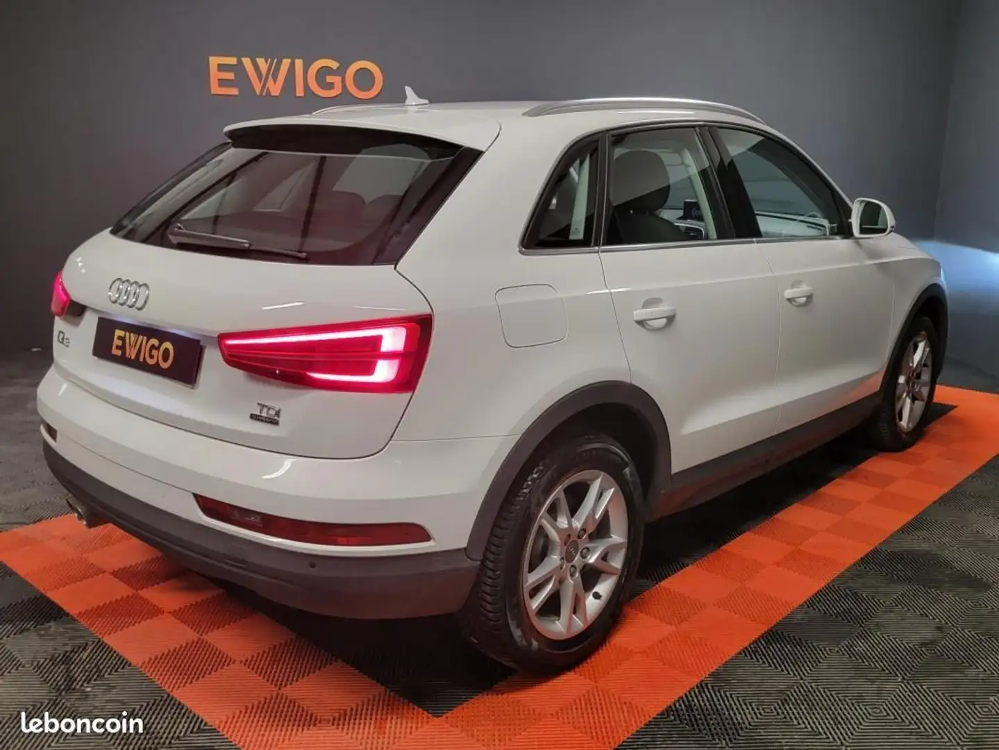 Audi Q3 2.0 TDI 150ch AMBIENTE QUATTRO BVA7 + Sièges chauffants Blanc - 2