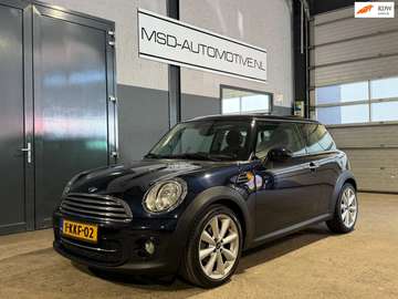 Mini 1.6 D|PANORAMA|PDC|NAVI|Clima|LEDER!!
