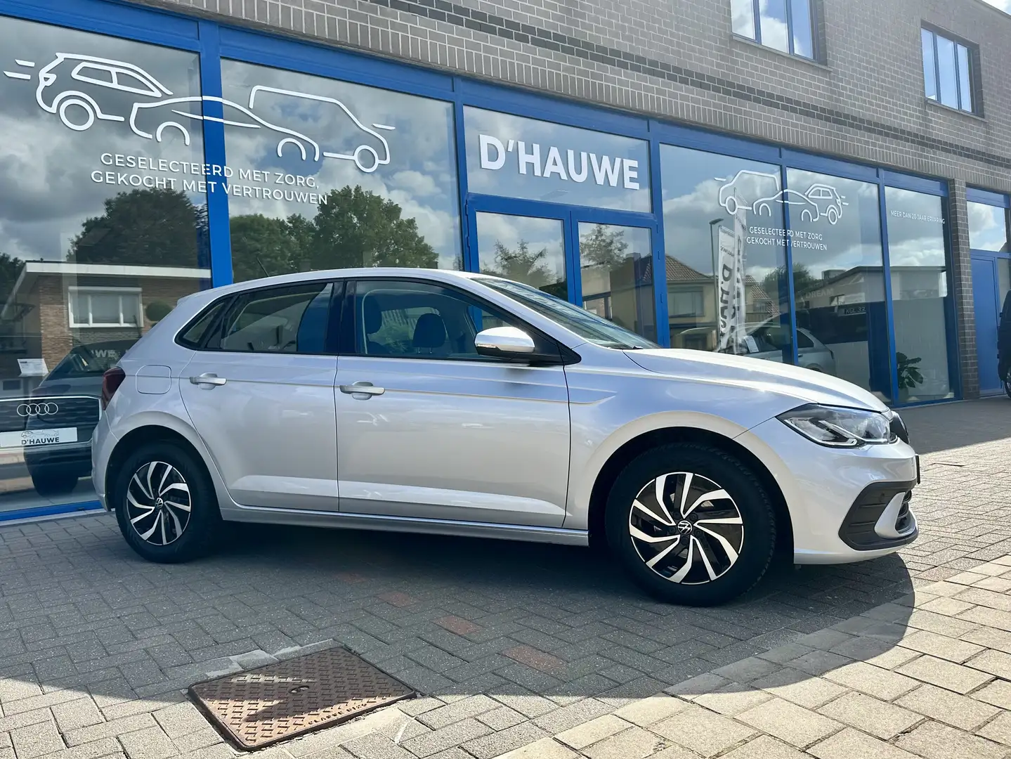 Volkswagen Polo TSI DSG Life *navigatie*Apple CarPlay* Argent - 2