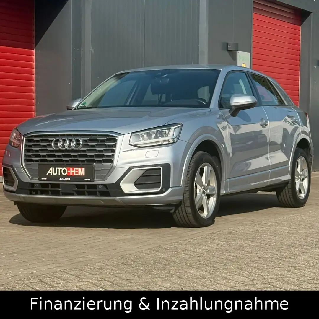 Audi Q2 sport LED Navi ACC Sitzhzg Scheckheft Silber - 1