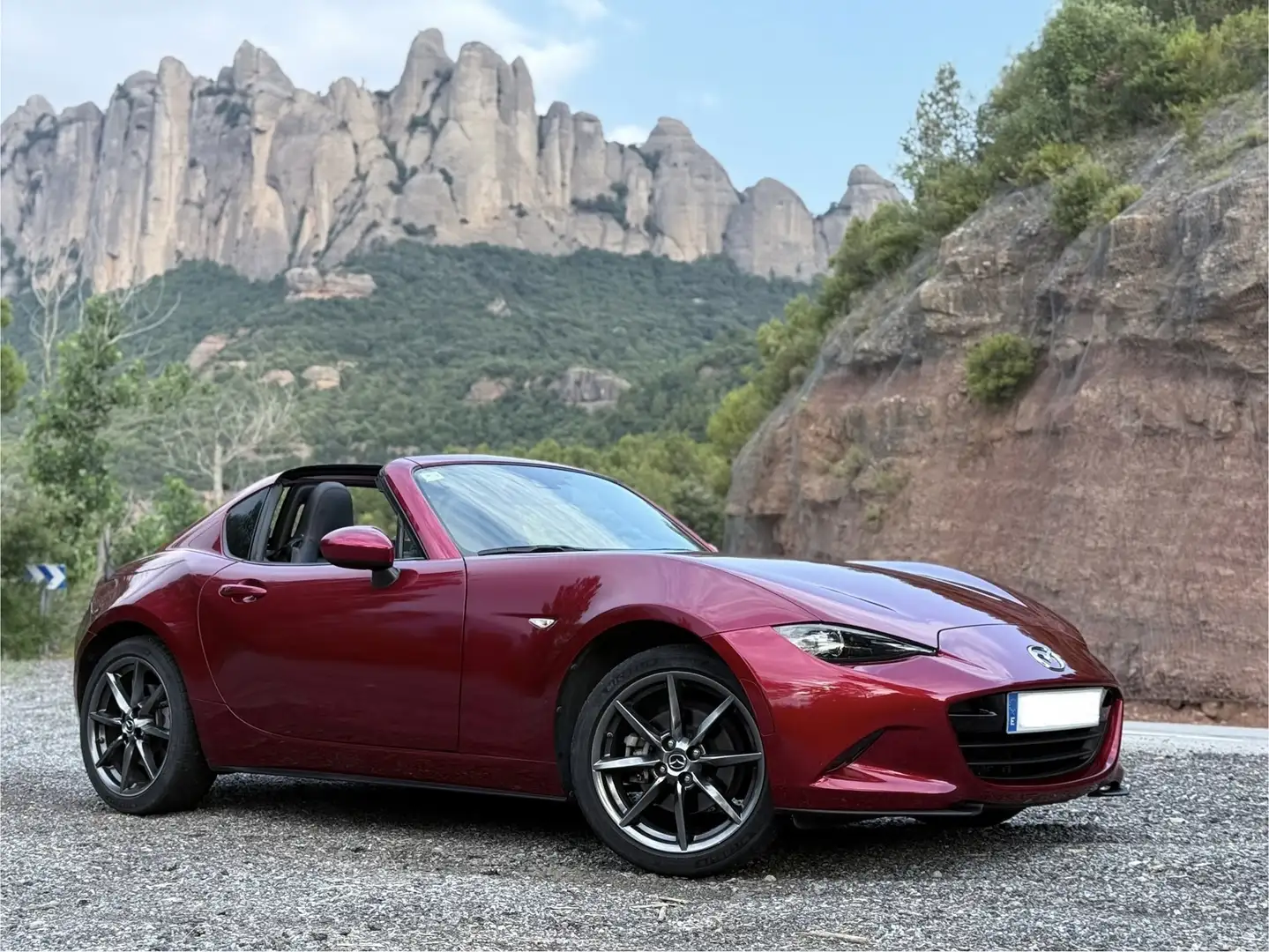 Mazda MX-5 RF 2.0 Zenith Rojo - 1
