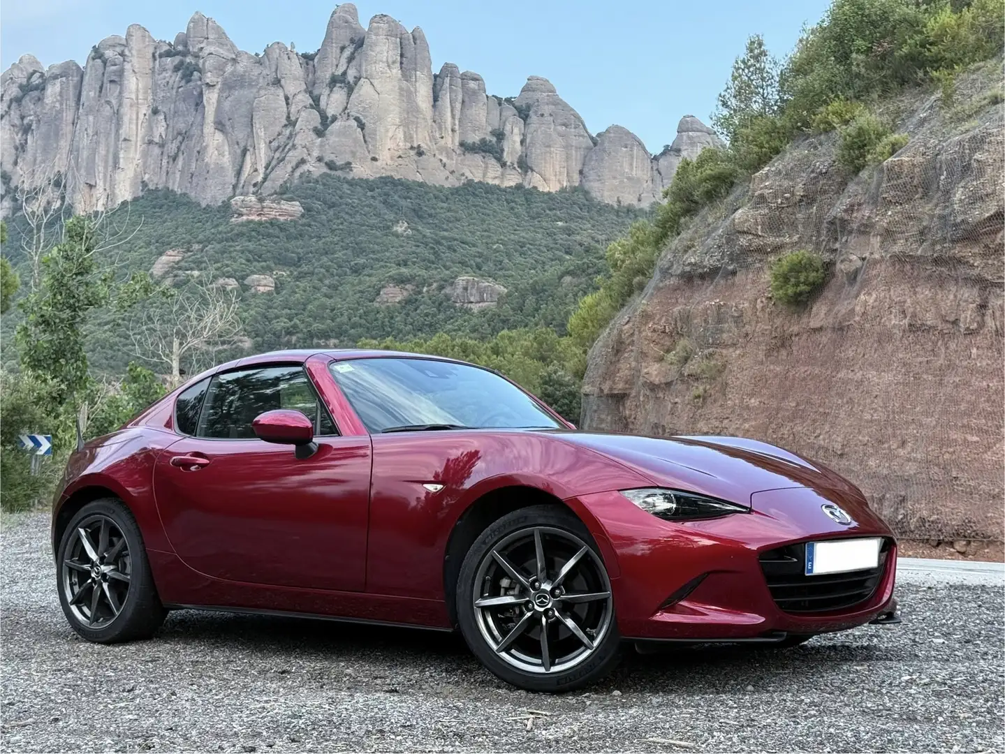 Mazda MX-5 RF 2.0 Zenith Rojo - 2