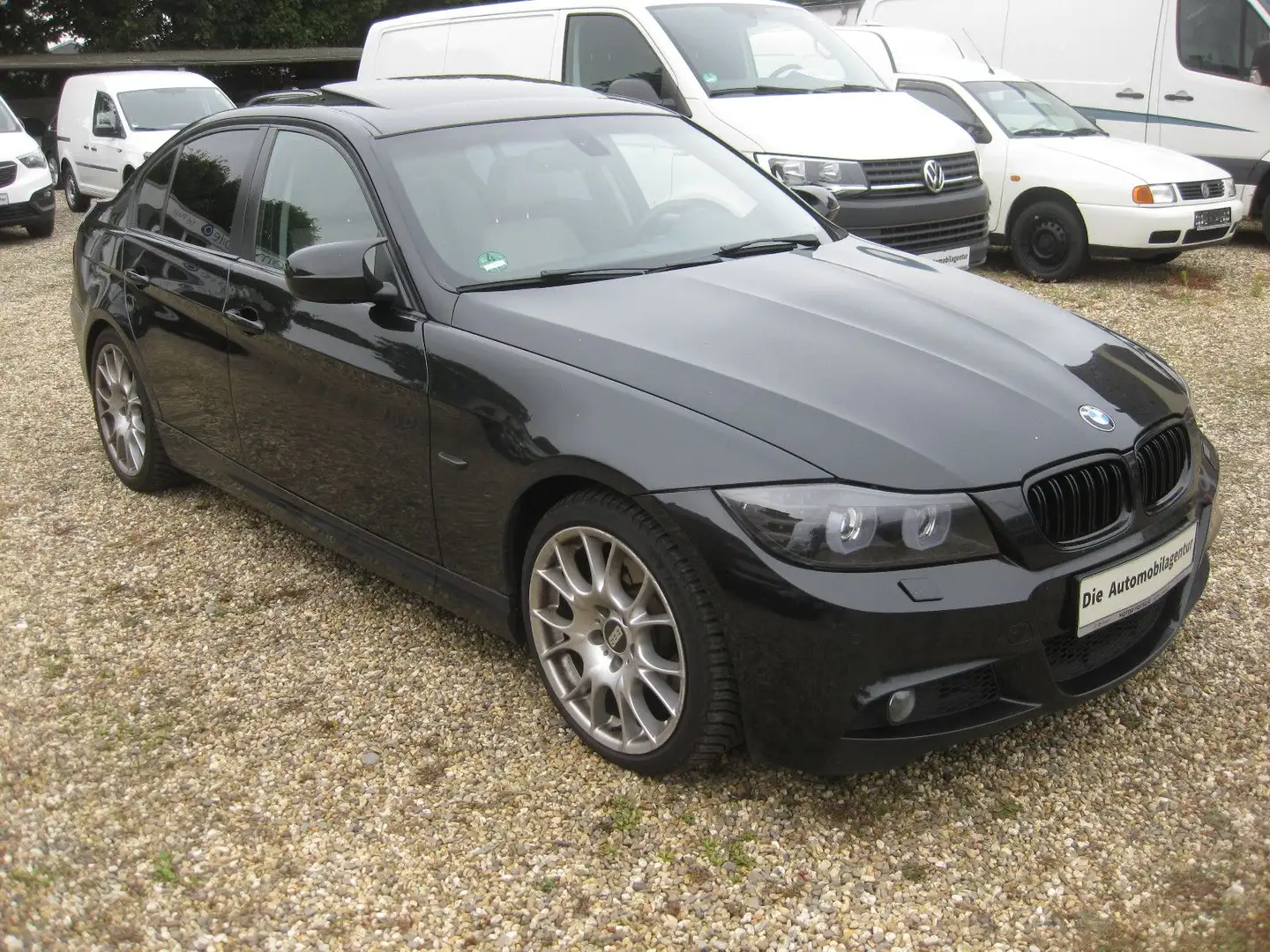 BMW 330 /328i Sportpaket/Xenon/Leder/Automatik Noir - 2
