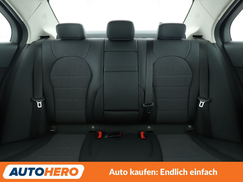Mercedes-Benz C 180 C 180 CGI Avantgarde Aut.*NAVI*LED*TEMPO*CAM*PDC* — photo 15