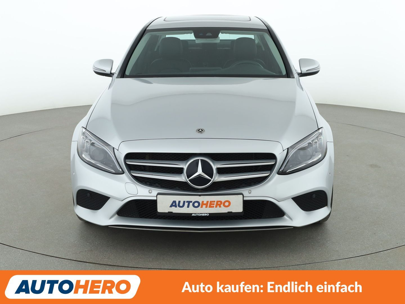 Mercedes-Benz C 180 C 180 CGI Avantgarde Aut.*NAVI*LED*TEMPO*CAM*PDC* — photo 9