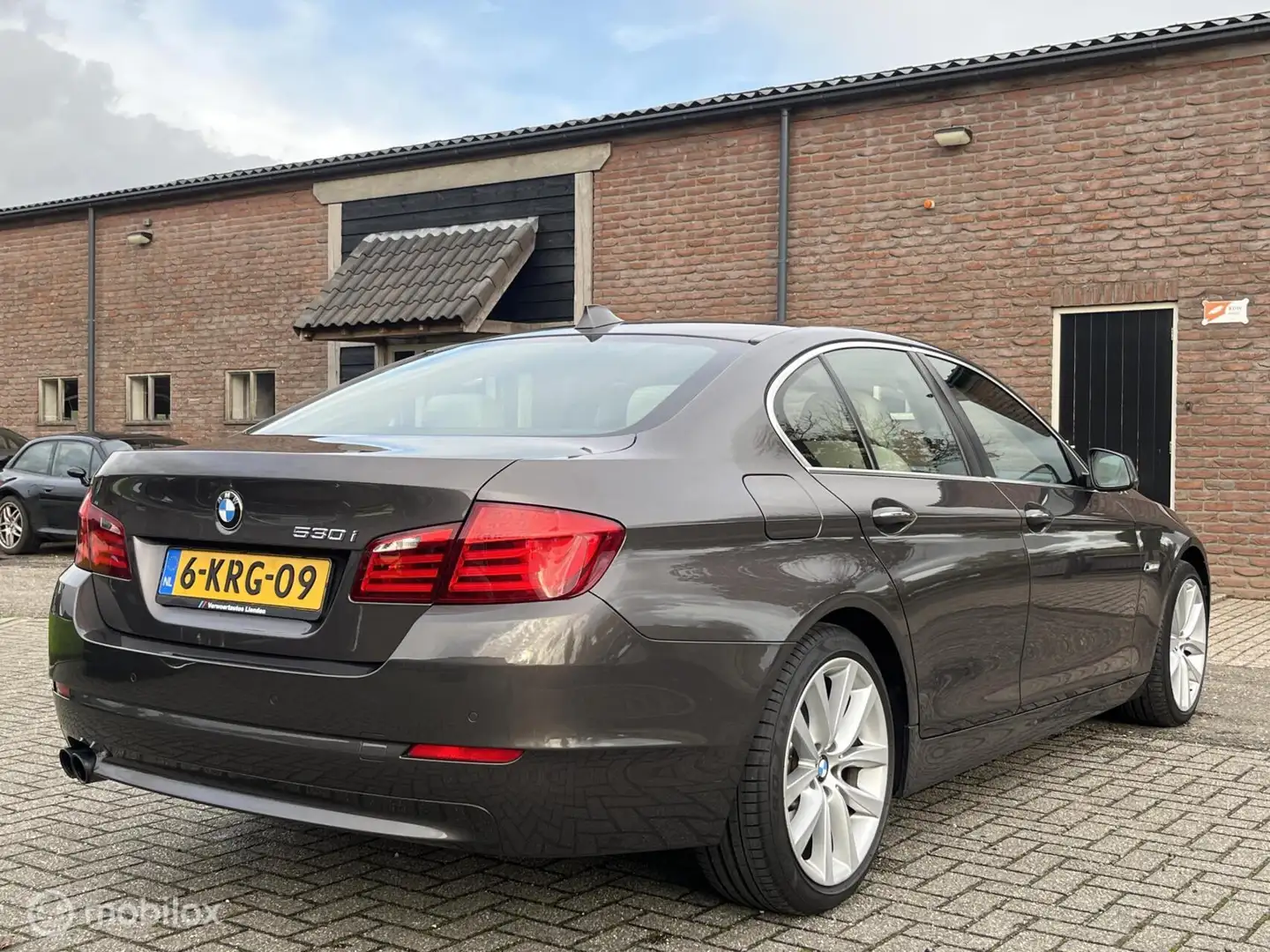 BMW 530 5-serie 530i High Executive + Brun - 2