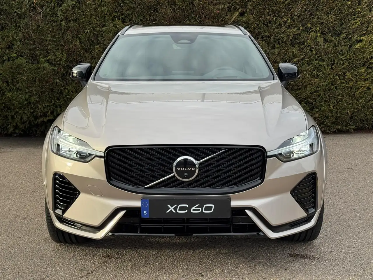 Volvo XC60 2026 — фото 8