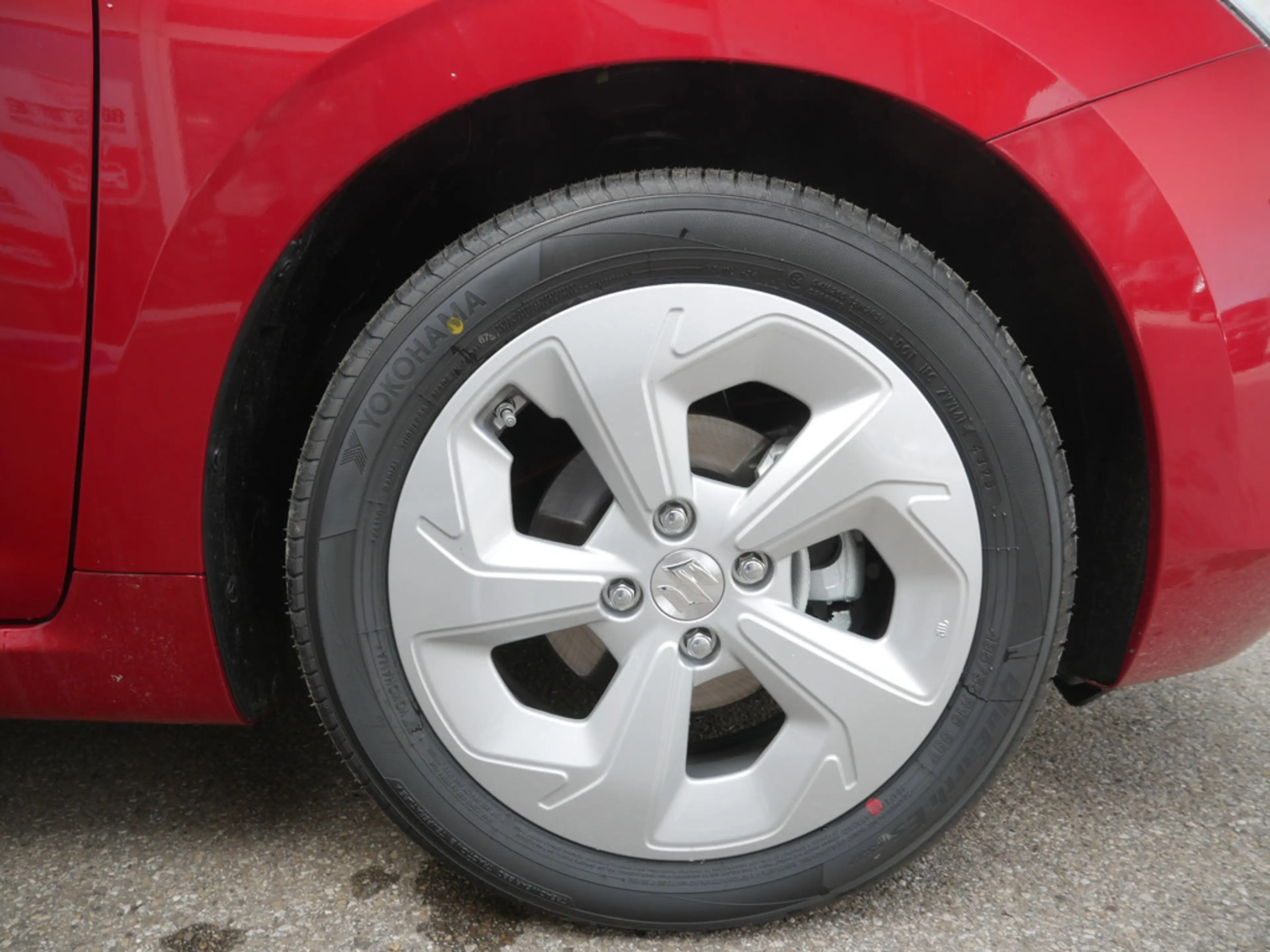 Suzuki Swift 1.2 Hybrid Comfort CVT SHZ NAVI ACC LED — photo 9