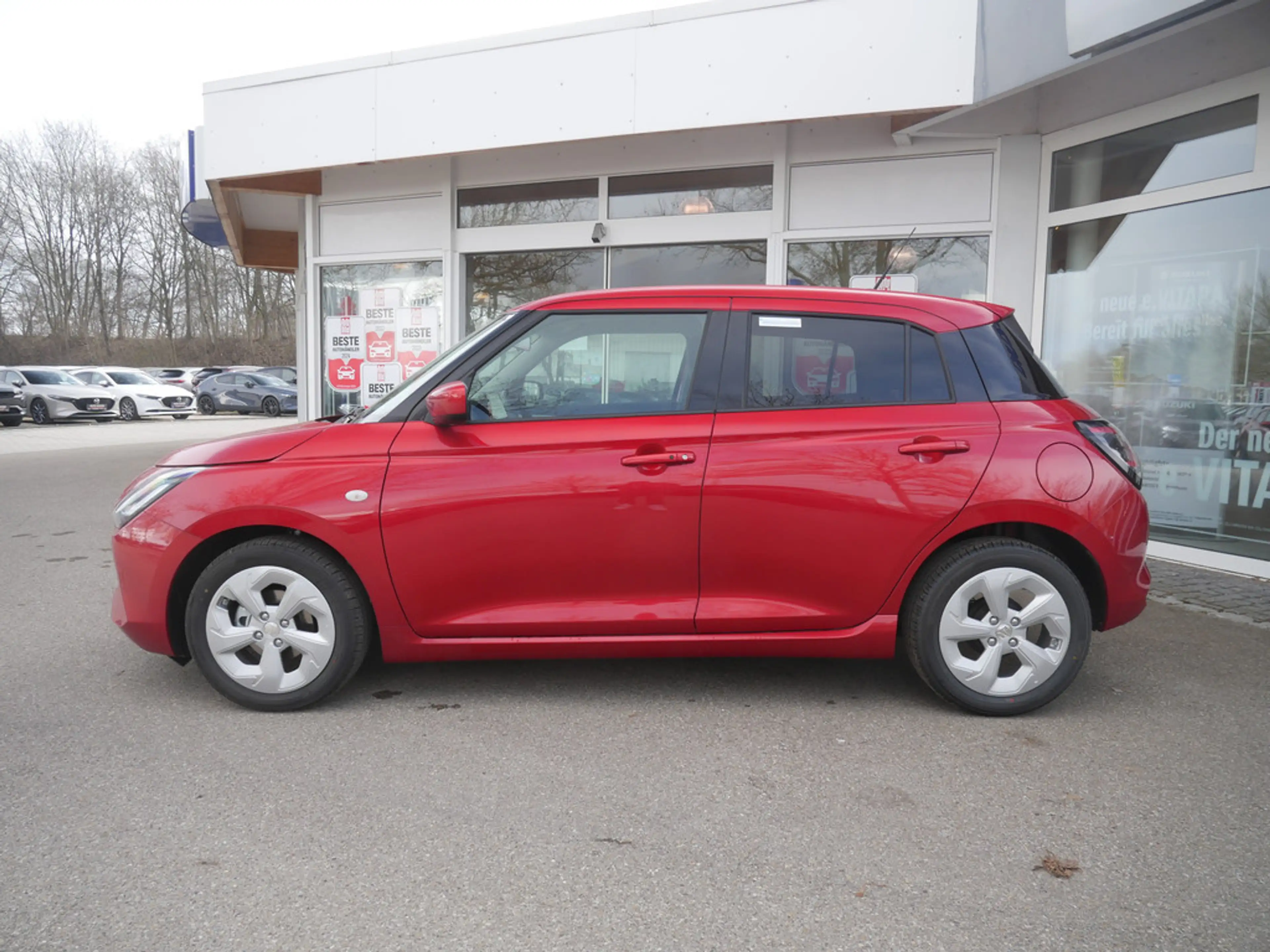 Suzuki Swift 1.2 Hybrid Comfort CVT SHZ NAVI ACC LED — photo 28