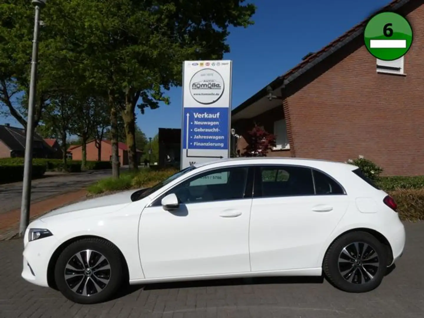 Mercedes-Benz A 180 7G-DCT "Progressive" RFK PDC LED ALU NAV Blanc - 2