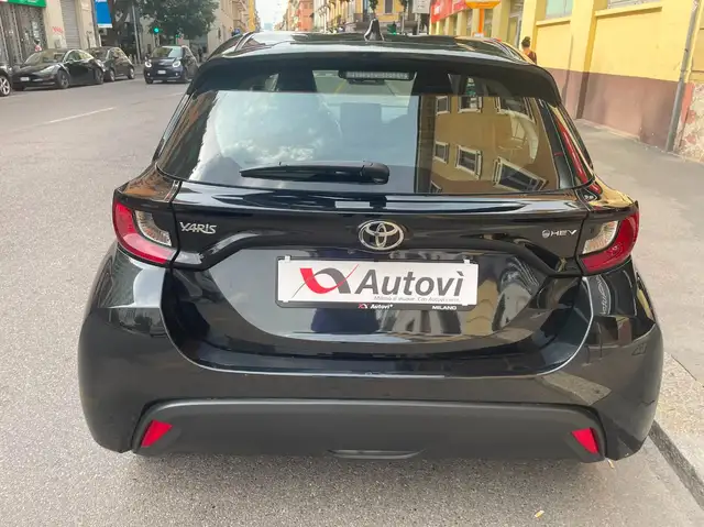 Toyota Yaris view 5