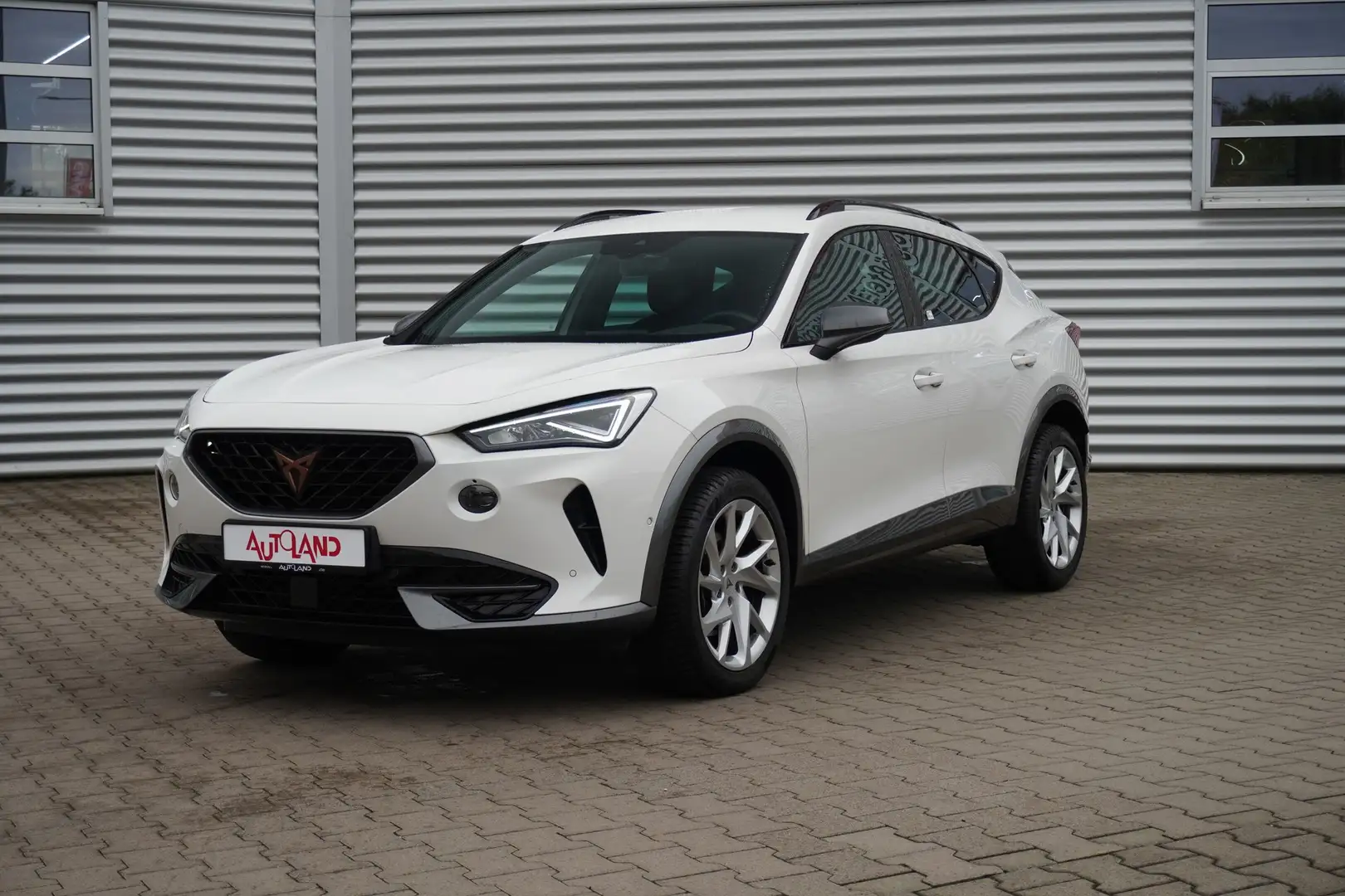 CUPRA Formentor 1.5 TSI DSG LED ACC AHK Kamera Keyless Weiß - 2