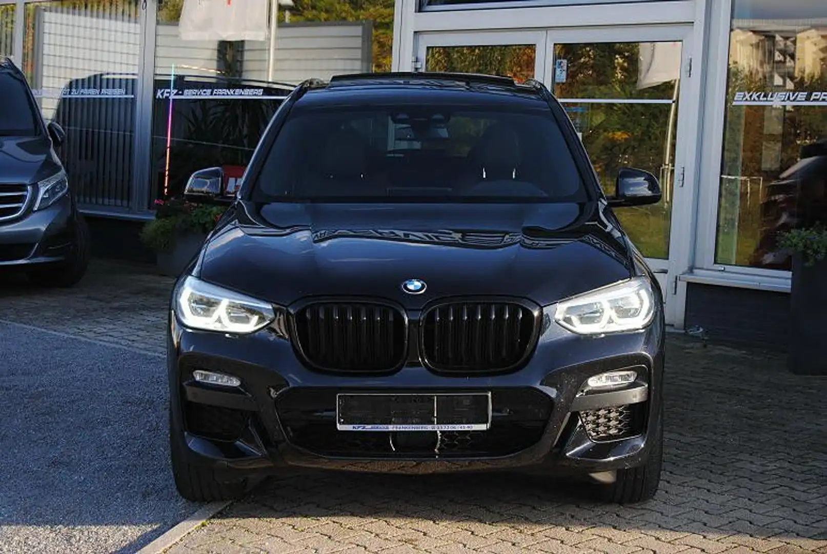 BMW X3 xDrive30d A M SPORT.HUD.Pano.H&K.StHz.AHK Schwarz - 2