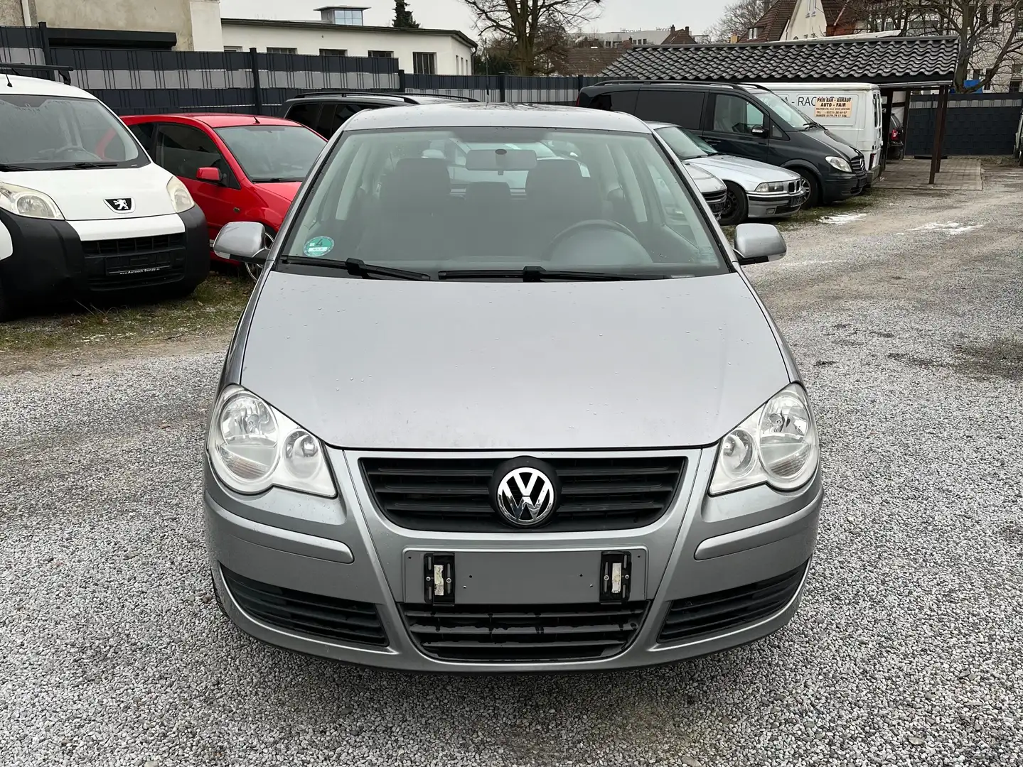 Volkswagen Polo *Trendline*Klima*TÜV/AU 04/2025* Grau - 2