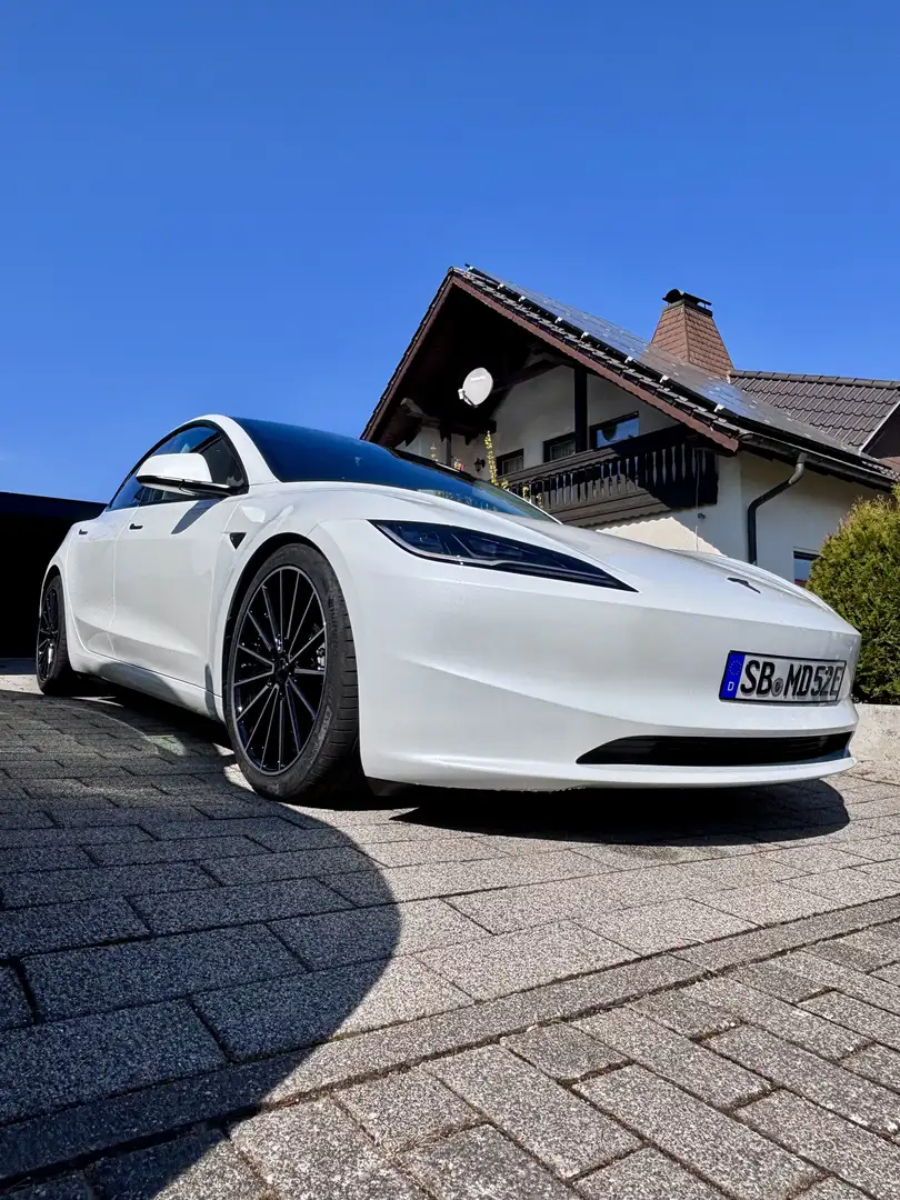 Tesla Model 3 RWD Hinterradantrieb Weiß - 1