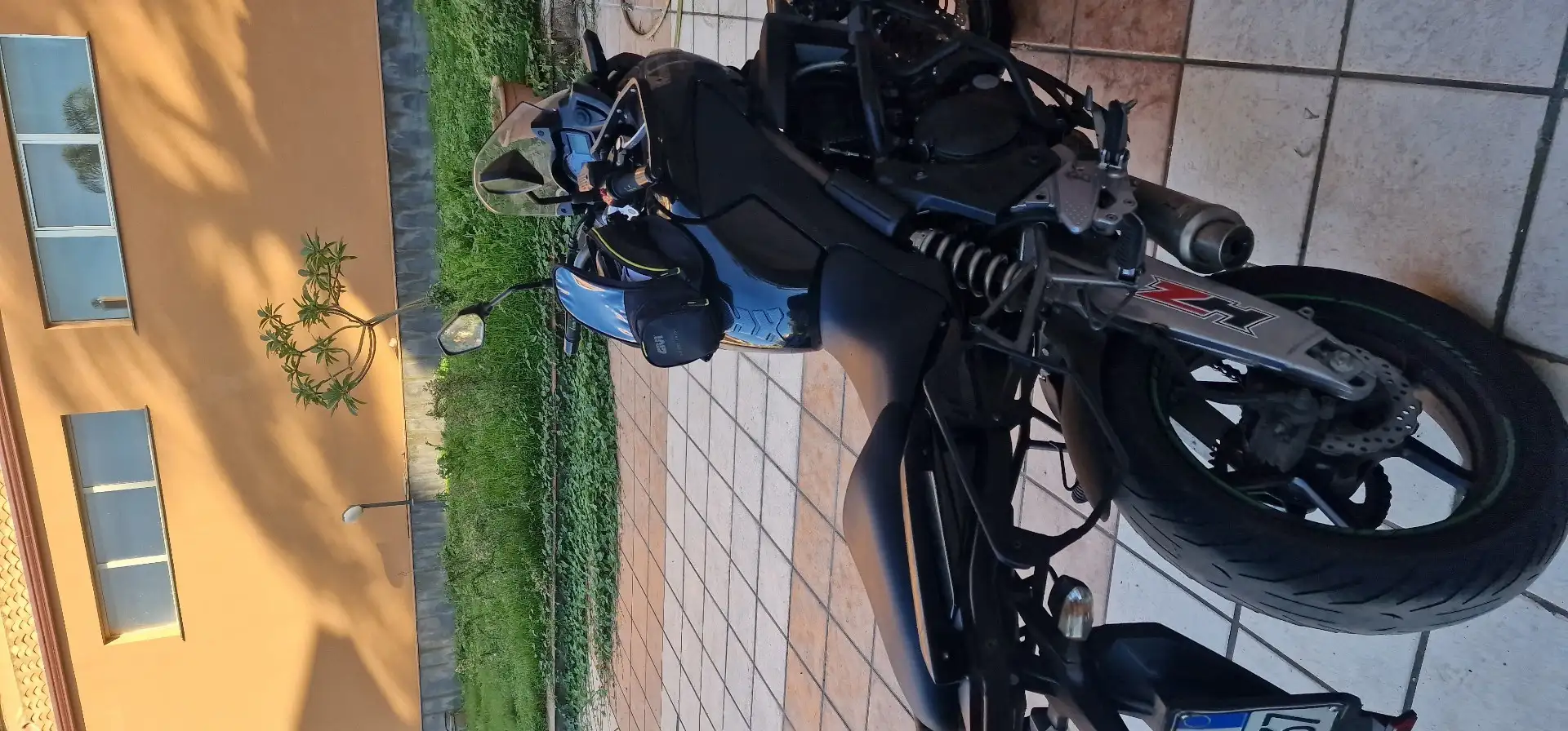 Kawasaki Versys 650 Nero - 2