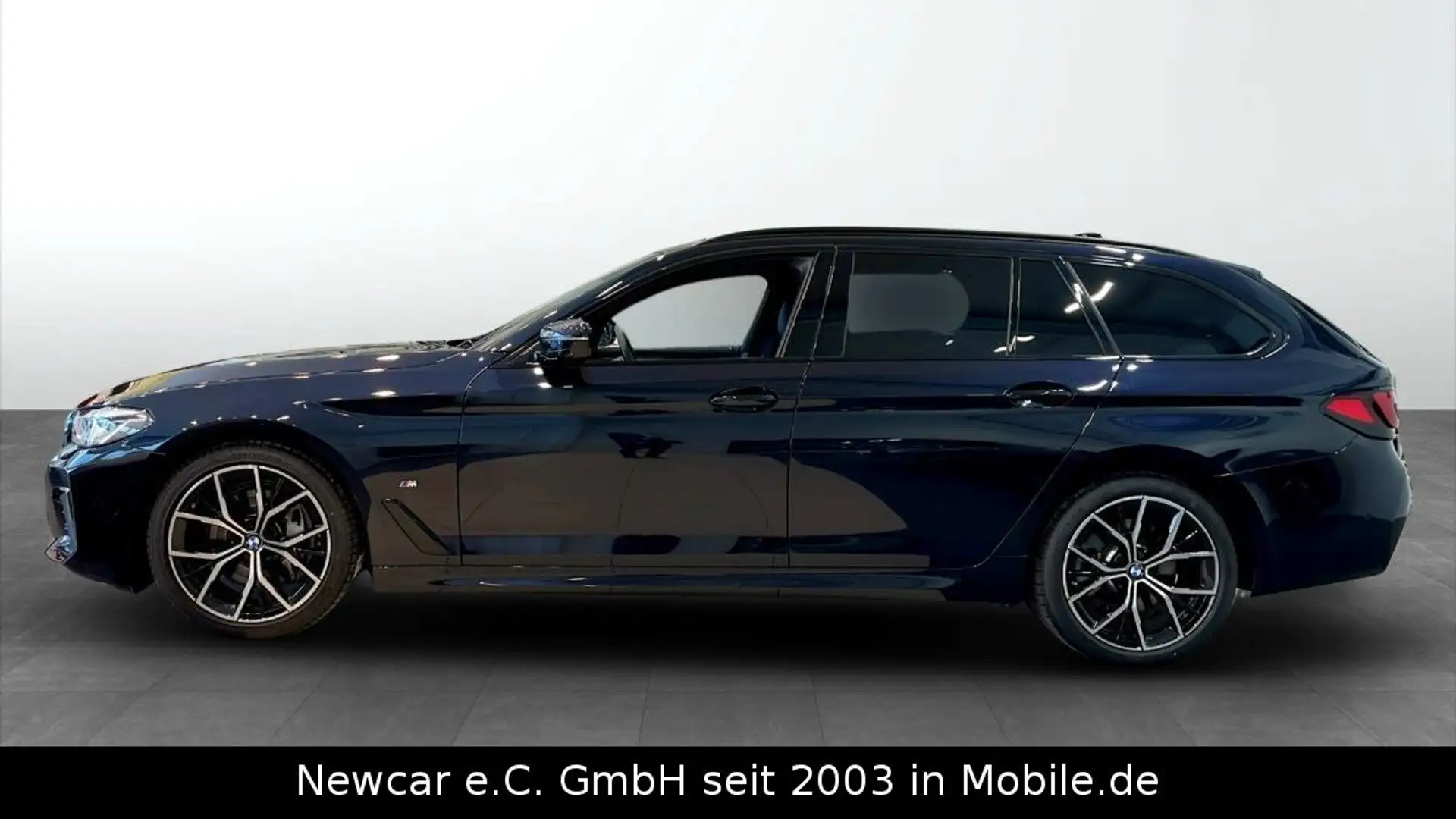 BMW 540 i Touring xDrive M Sport*Komfort*Panorama*HDU Negro - 2
