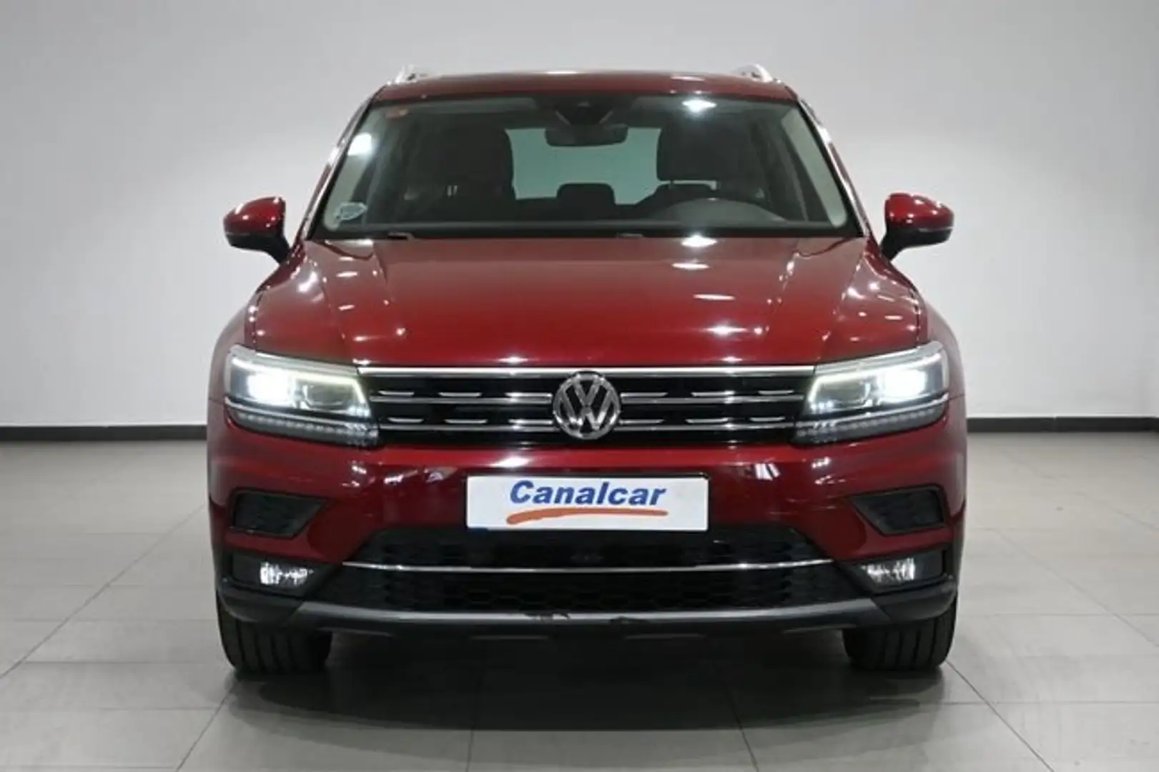 Volkswagen Tiguan 2.0TDI Sport DSG Rojo - 2