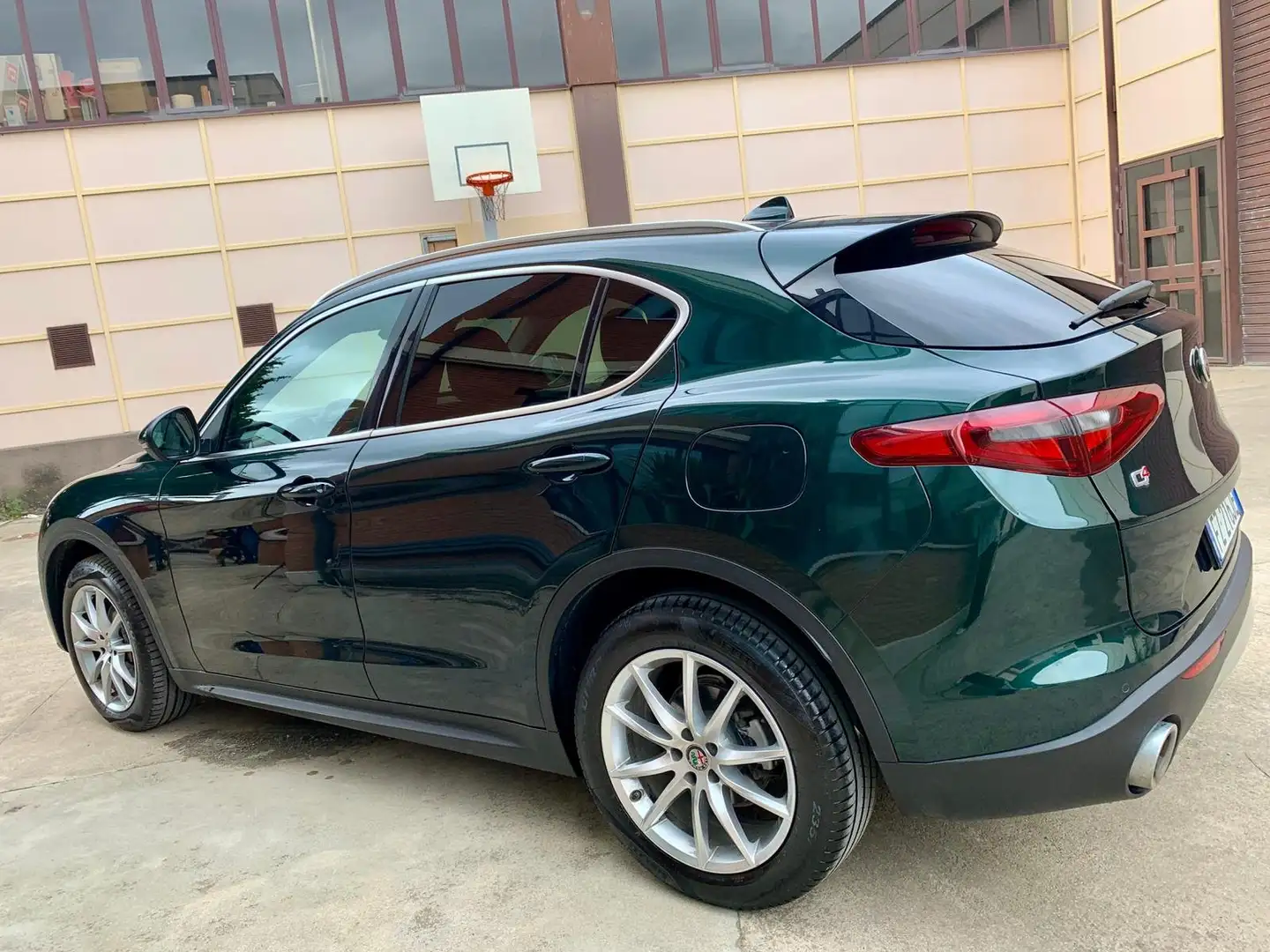 Alfa Romeo Stelvio Stelvio 2.2 t Q4 210cv auto my19 Зелёный - 1