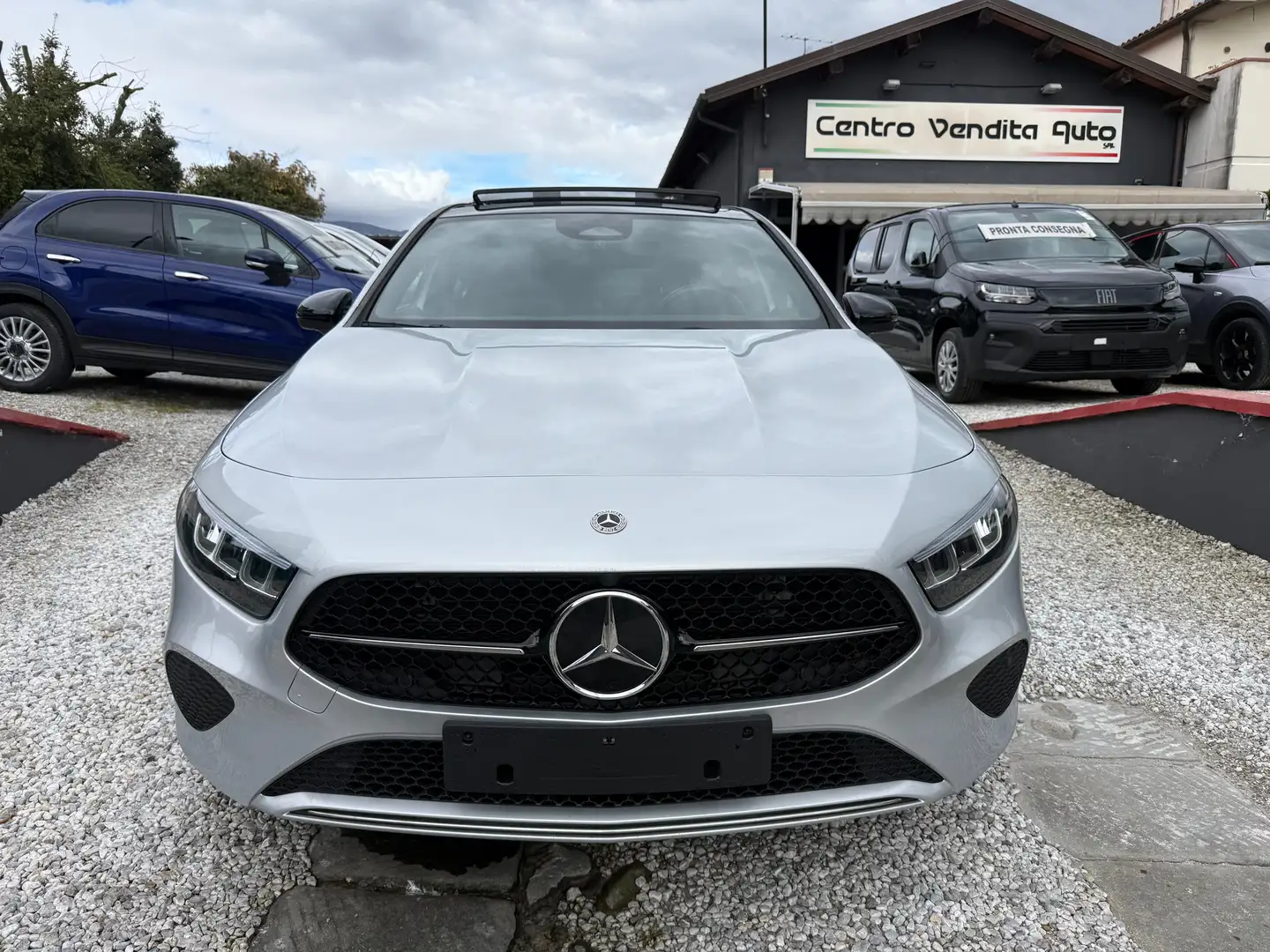 Mercedes-Benz A 180 d 116cav ADVANCE PROGRESSIVE AUTO PRONTA*CONSEGNA* Argento - 2