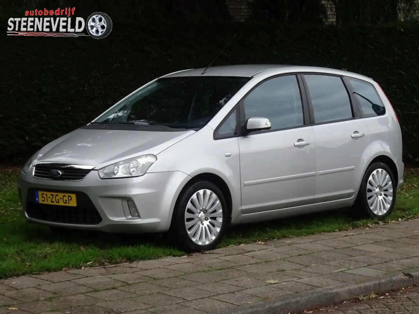 Ford C-Max 1.8 Titanium met Airco en Trekhaak Grijs - 1