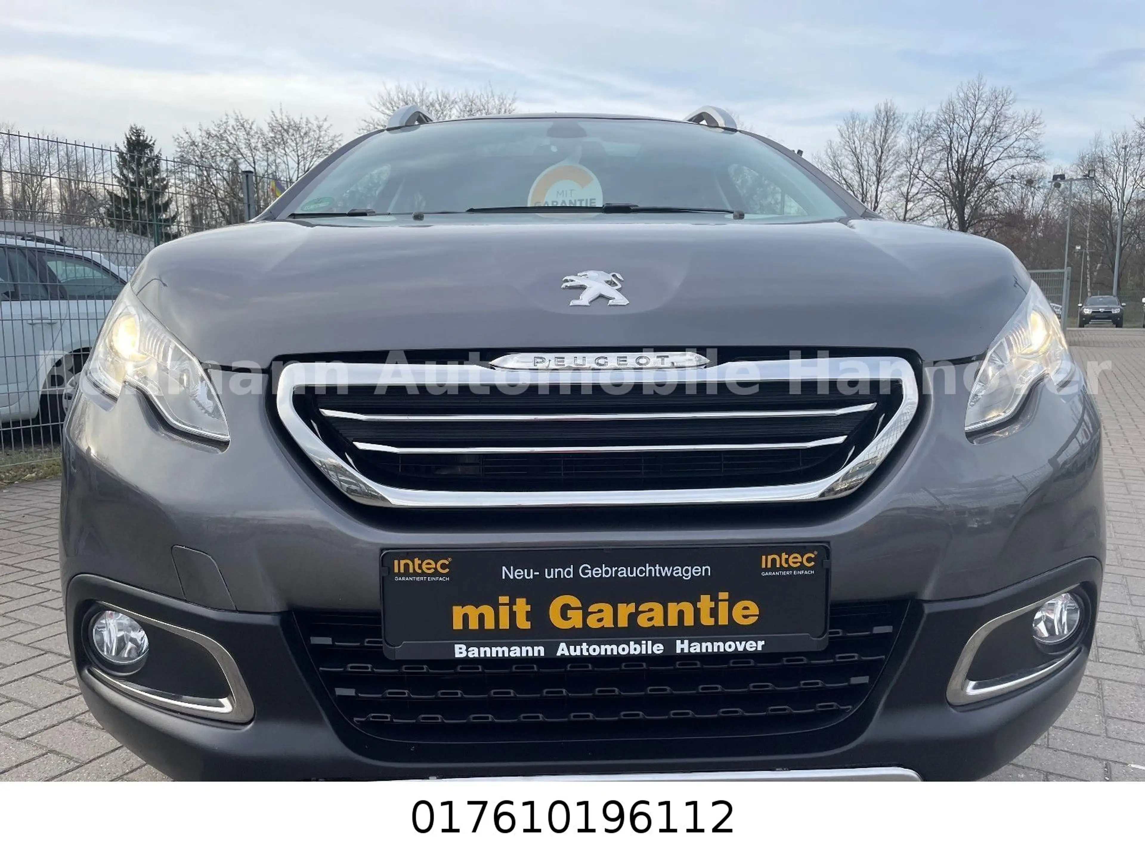 Peugeot 2008 Style PureTech 110 STOP & START — photo 8