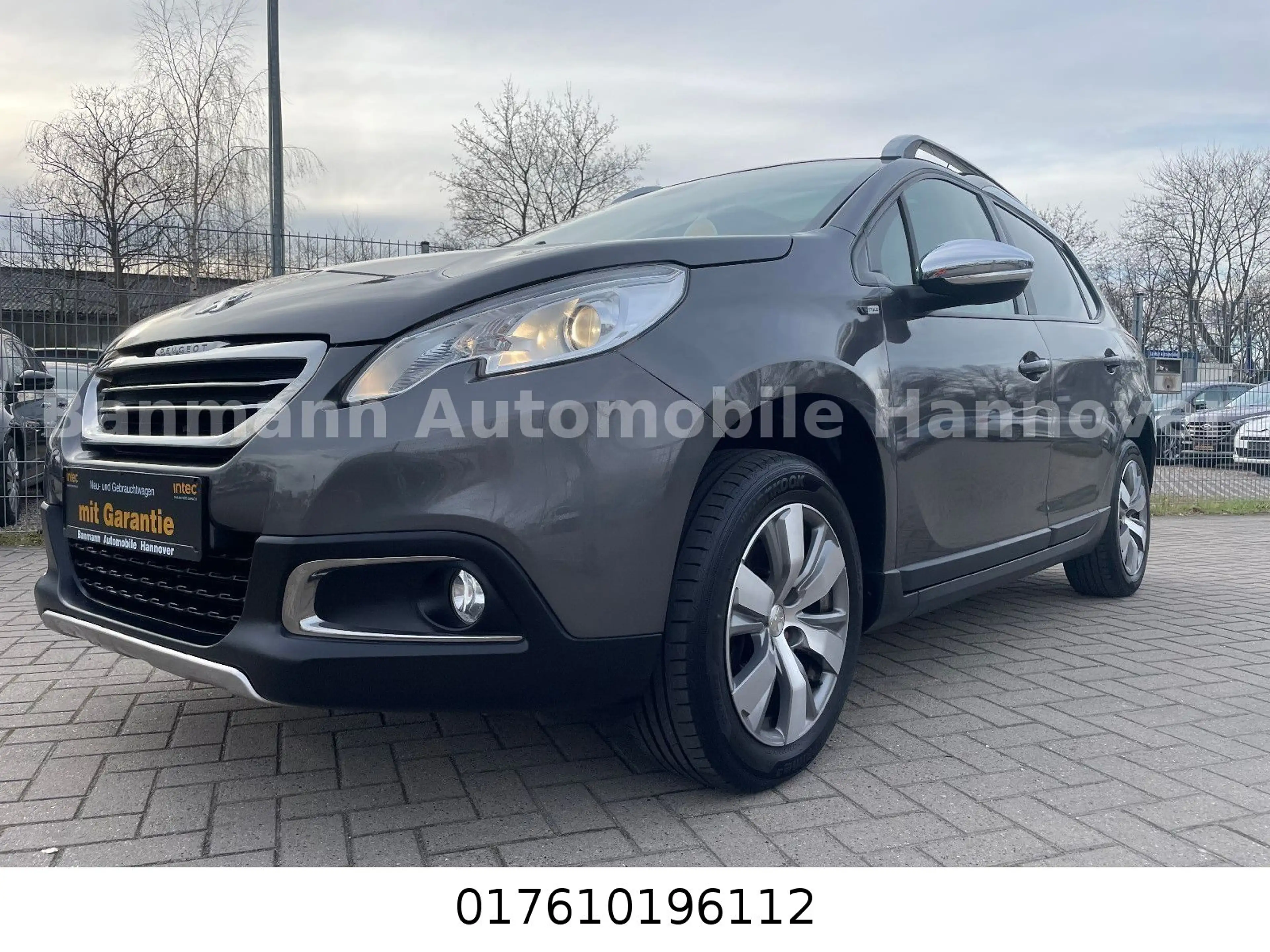Peugeot 2008 Style PureTech 110 STOP & START — photo 2
