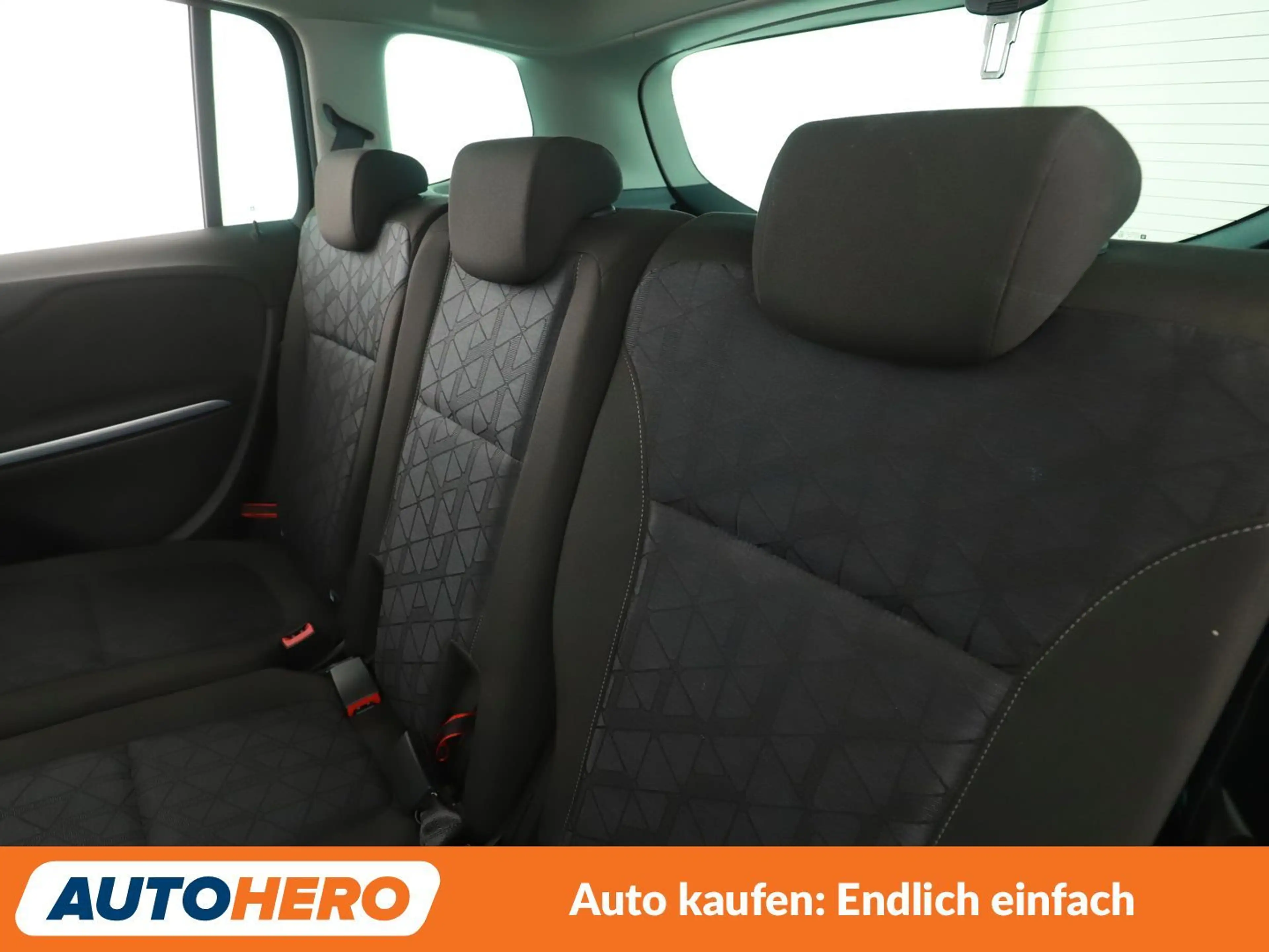Opel Zafira Tourer 1.6 SIDI Turbo 120 Jahre Start/Stop *TEMPO*PDC*SHZ — photo 8